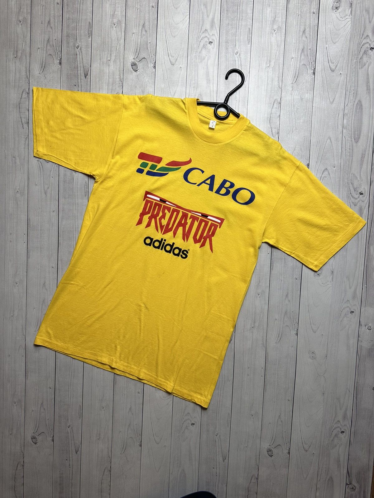 Vintage Vintage Adidas predator soccer tee yellow size L 1997 rare Size US L / EU 52-54 / 3 - 1 Thumbnail