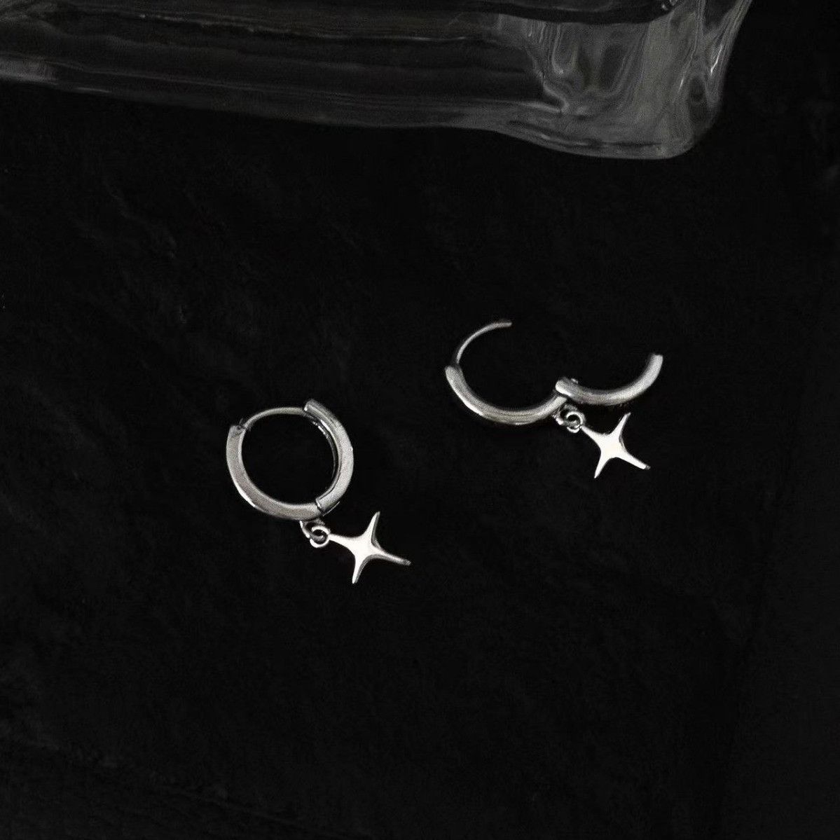 Jewelry × Sterling Silver Crazy Earrings One Pairs Chrome Jewelry Size ONE SIZE - 4 Thumbnail