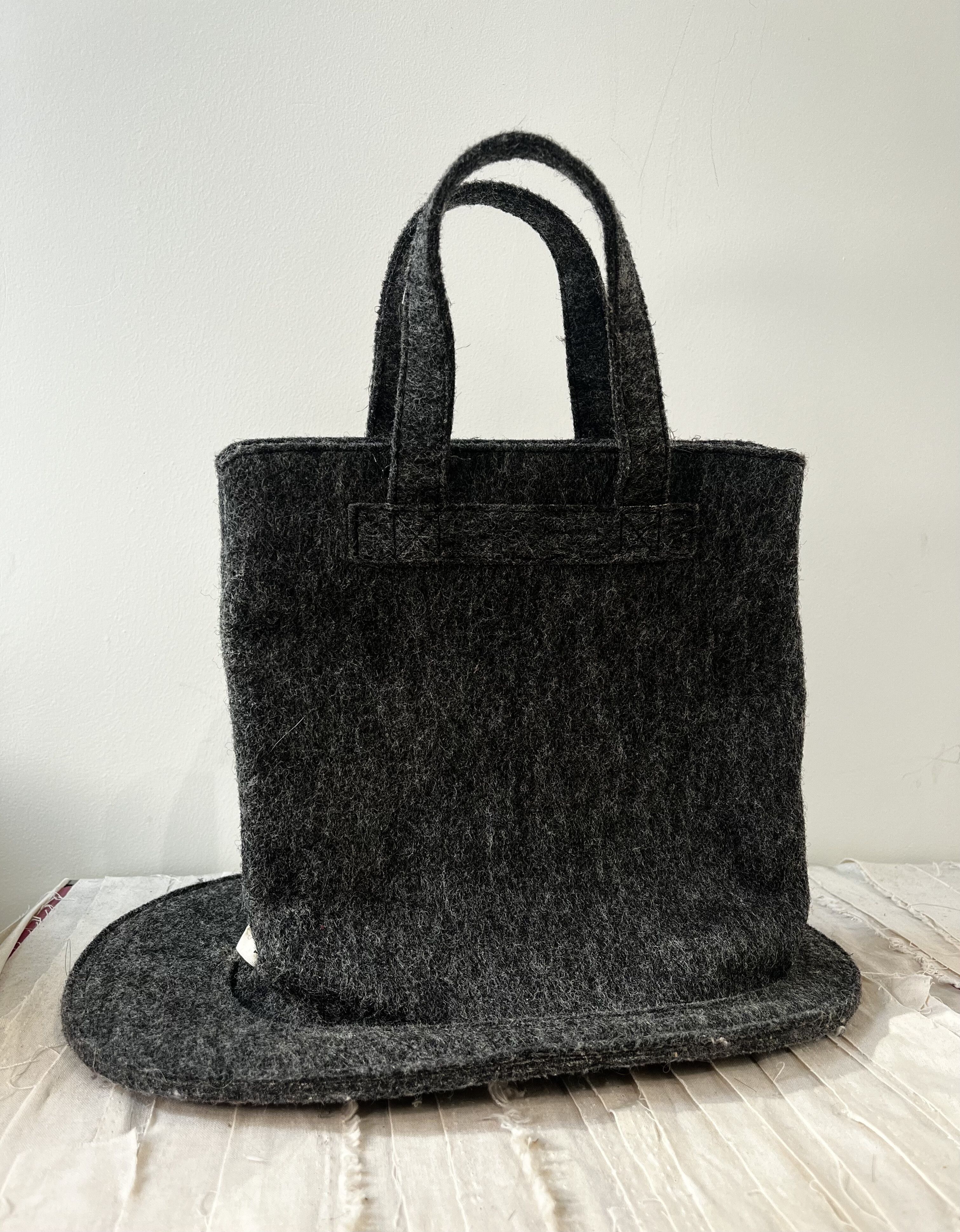 Masaki Matsushima Masaki Matsushima Hat Shape Handbag Size ONE SIZE - 1 Thumbnail