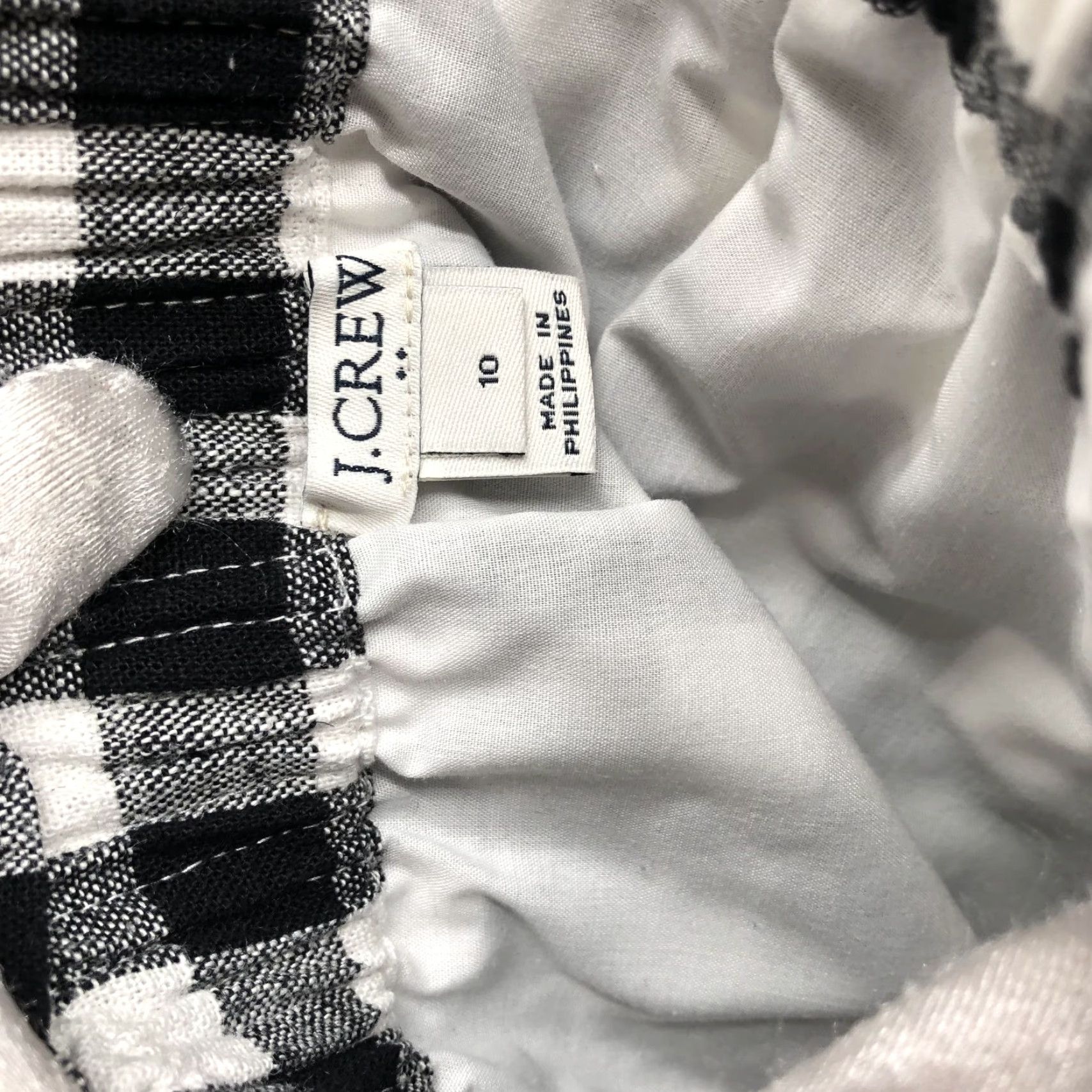J.Crew VINTAGE J. Crew Not Vintage; J. Crew Cotton Linen Mini Skirt Womens 10 Black White Gingham Scallop Hem - but exclude vintage if not; Sorry. Size 32" / US 10 / IT 46 - 7 Thumbnail