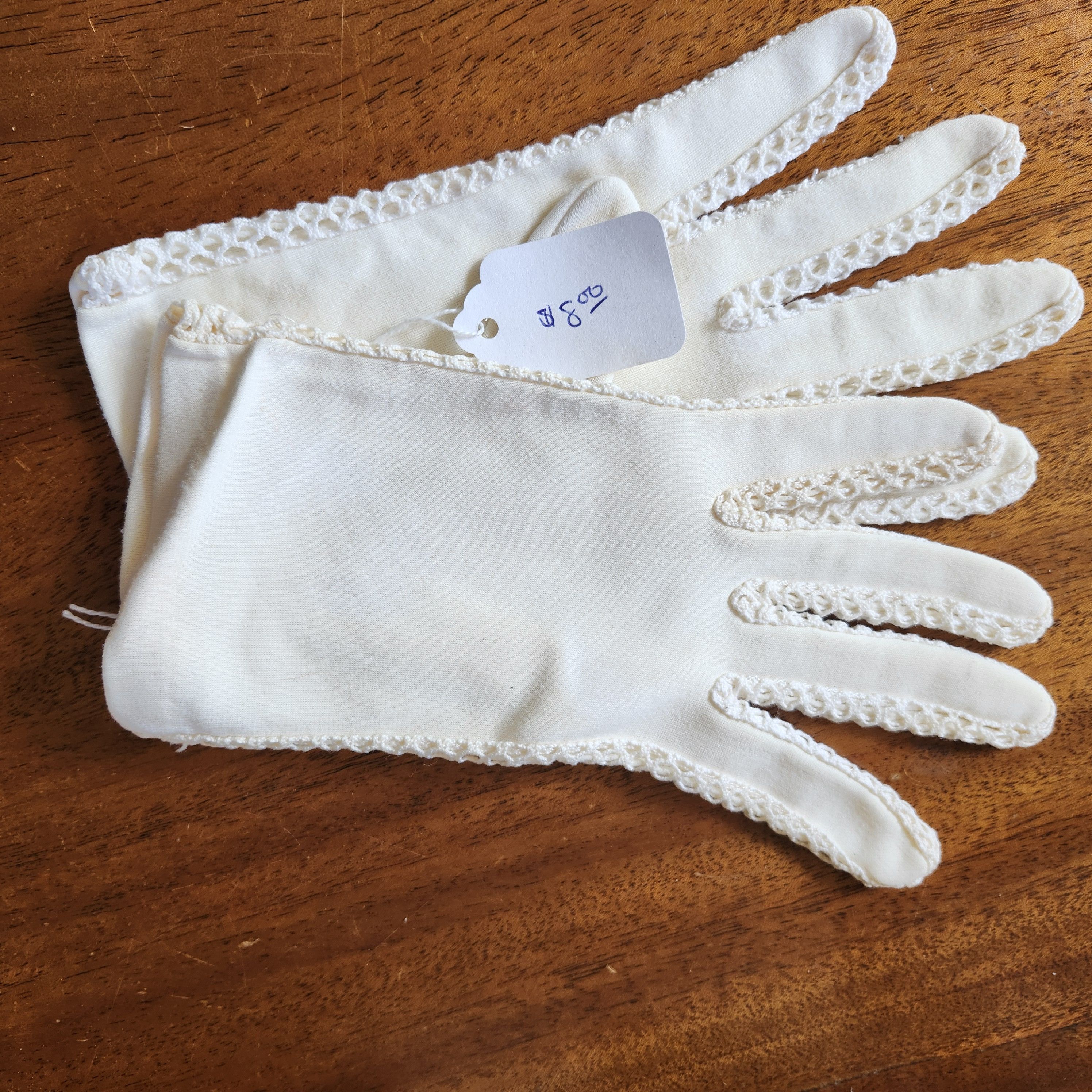 Other Vintage Cream White Short Gloves Crochet Trim Womens Formal Size ONE SIZE - 9 Thumbnail