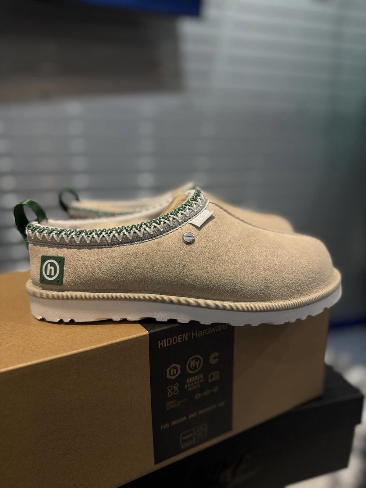 Ugg UGG x Hidden NY PPF Hardware Tasman | Men’s Size 7US| Size US 7 / EU 40 - 1 Thumbnail