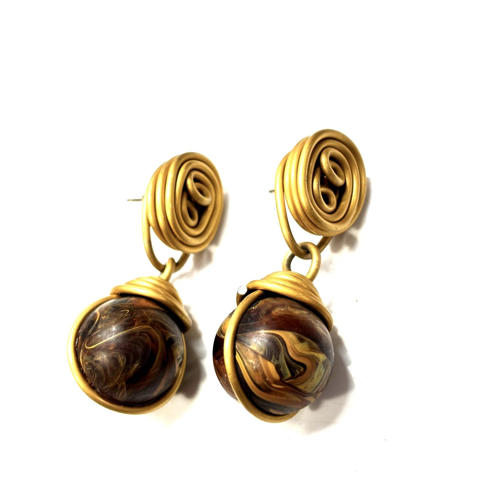 Vintage VINTAGE Gold Tone Wooden Wire Globe Dangle Ladies Earrings Size ONE SIZE - 2 Thumbnail
