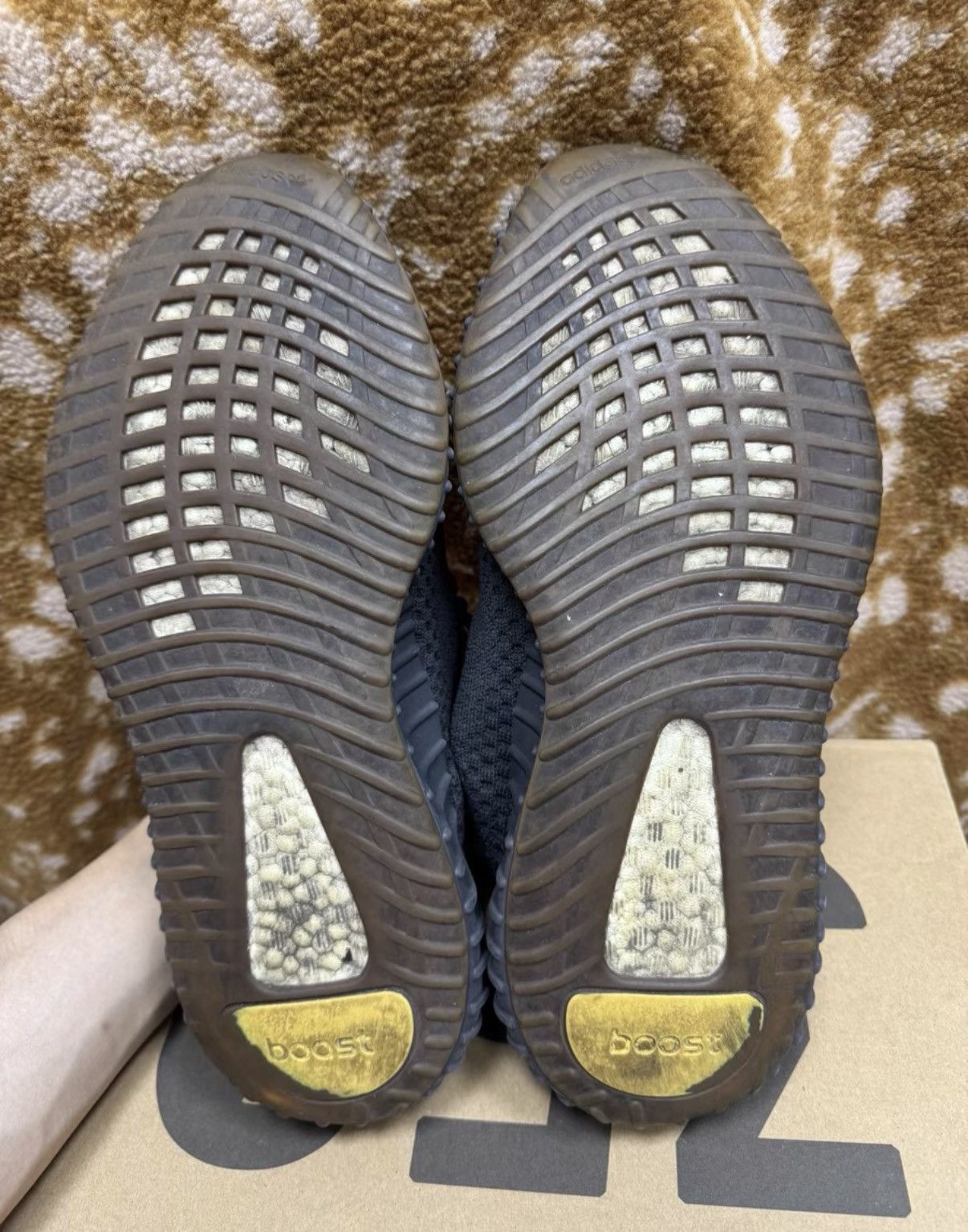 Adidas Adidas Yeezy 350 Cinder FY2903 K37 Size US 9 / EU 42 - 7 Thumbnail