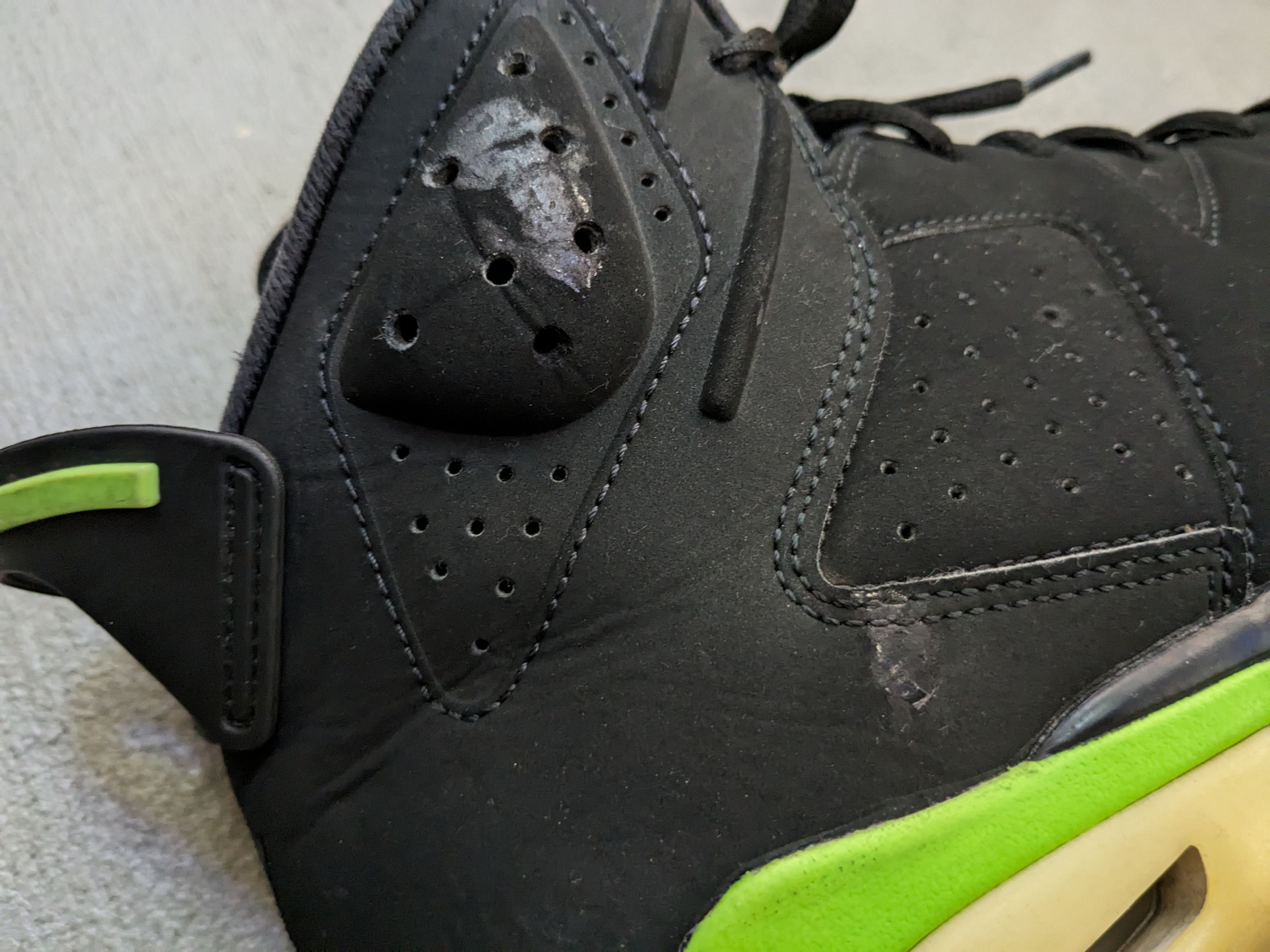 Jordan Brand Nike Air Jordan 6 Retro Electric Green Size 10 CT8529–003 Size US 10 / EU 43 - 10 Thumbnail