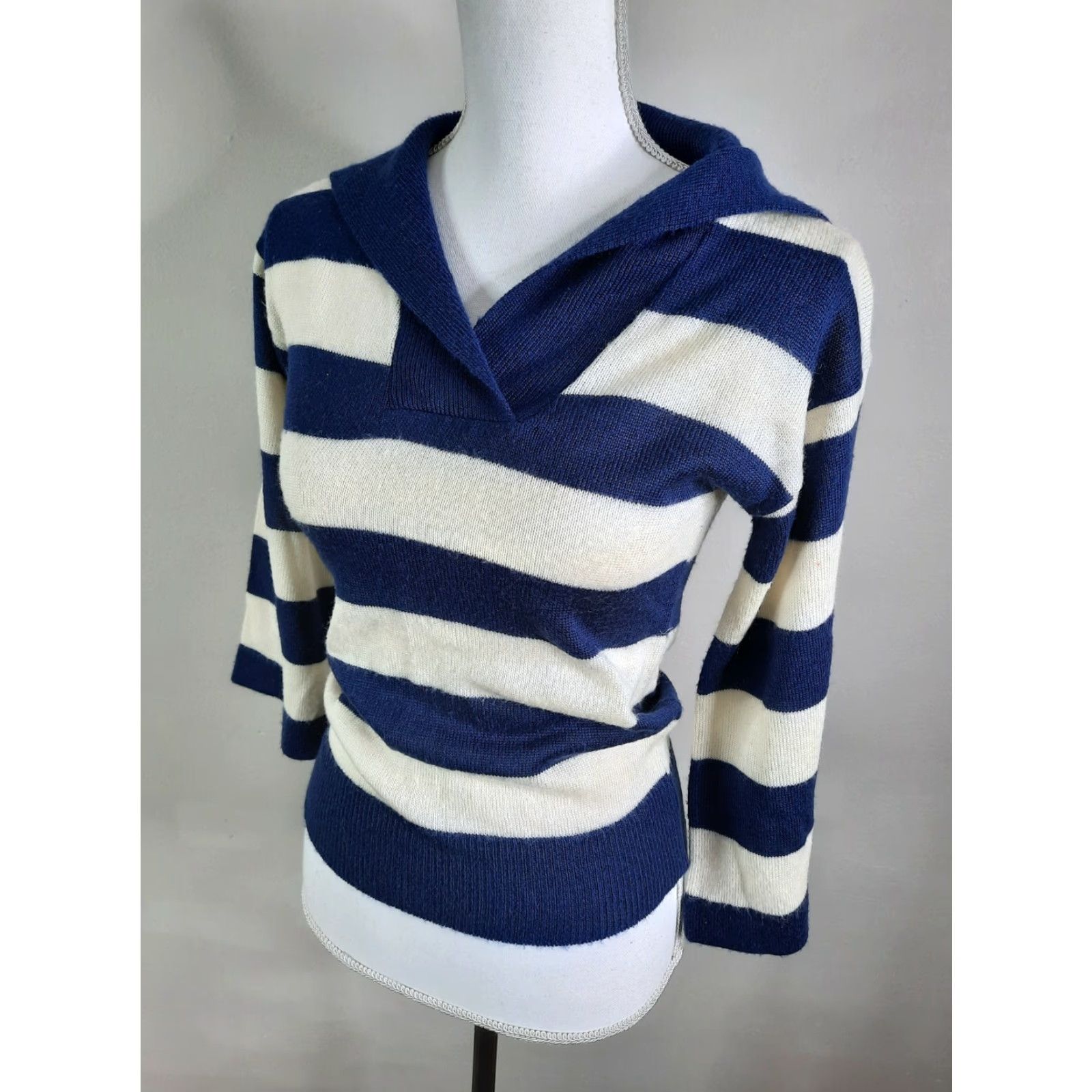 Nautica VINTAGE Offspring By Trisha Sayad 1970s Nautical Blue White Striped Sweater XS Size XS / US 0-2 / IT 36-38 - 4 Thumbnail