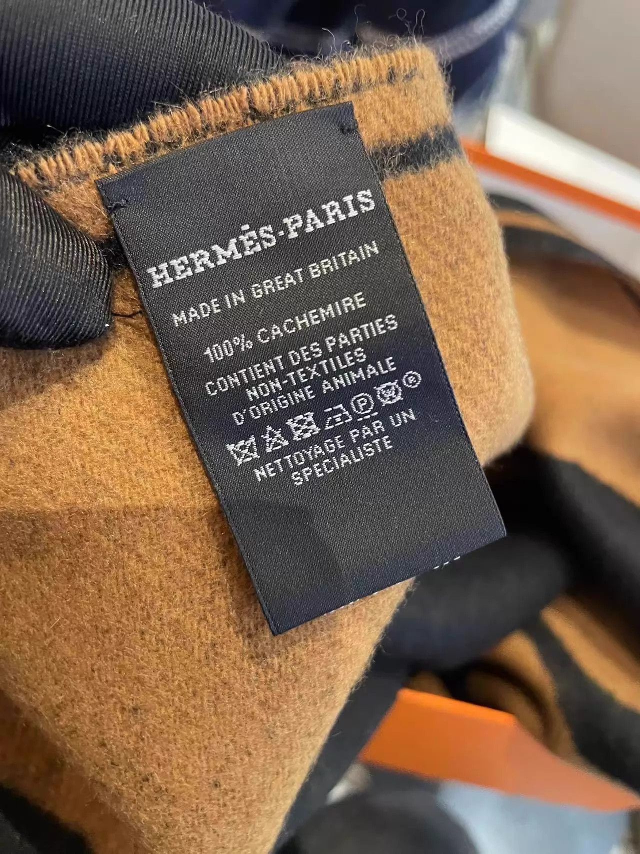 Hermes Hermès Galloping Horse Cashmere Scarf 195x40 Size ONE SIZE - 4 Thumbnail