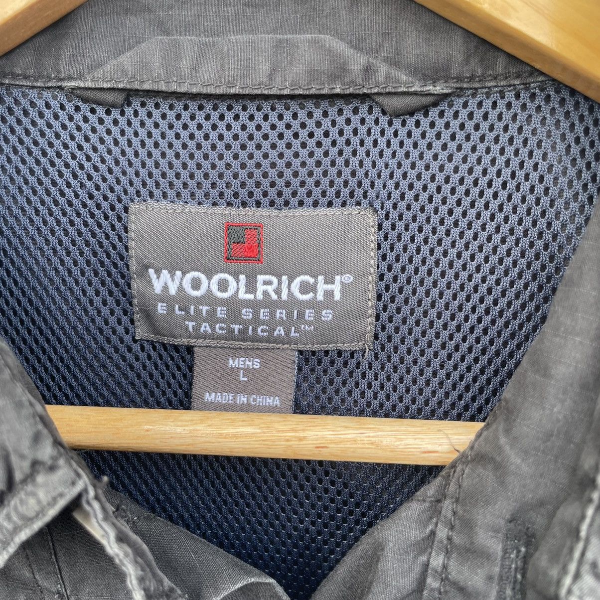 Vintage Vintage Woolrich Shirt Button Up Jacket Size US M / EU 48-50 / 2 - 6 Thumbnail