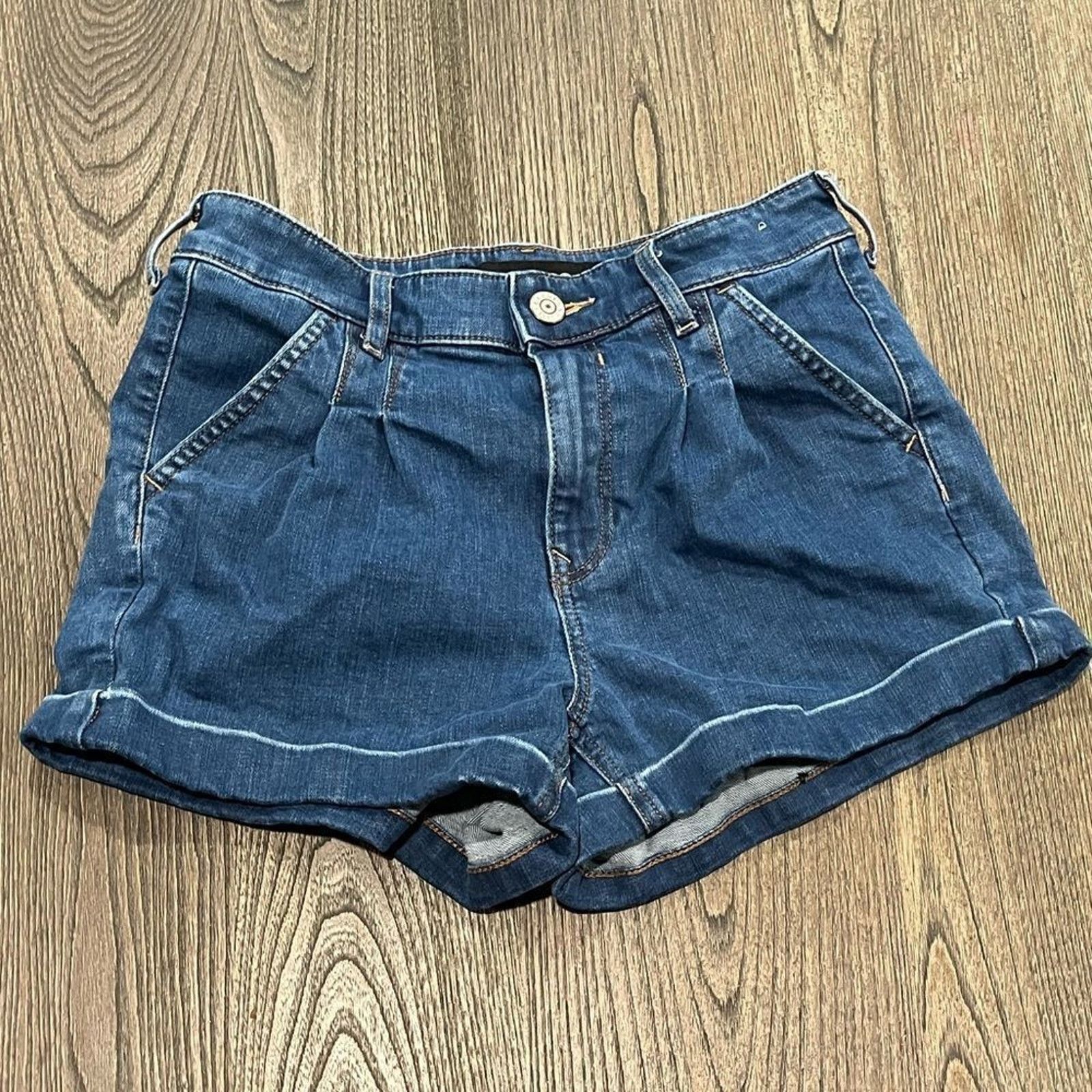 Express Express Shortie High Rise Denim Shorts Size 2 Size 26" / US 2 / IT 38 - 1 Thumbnail
