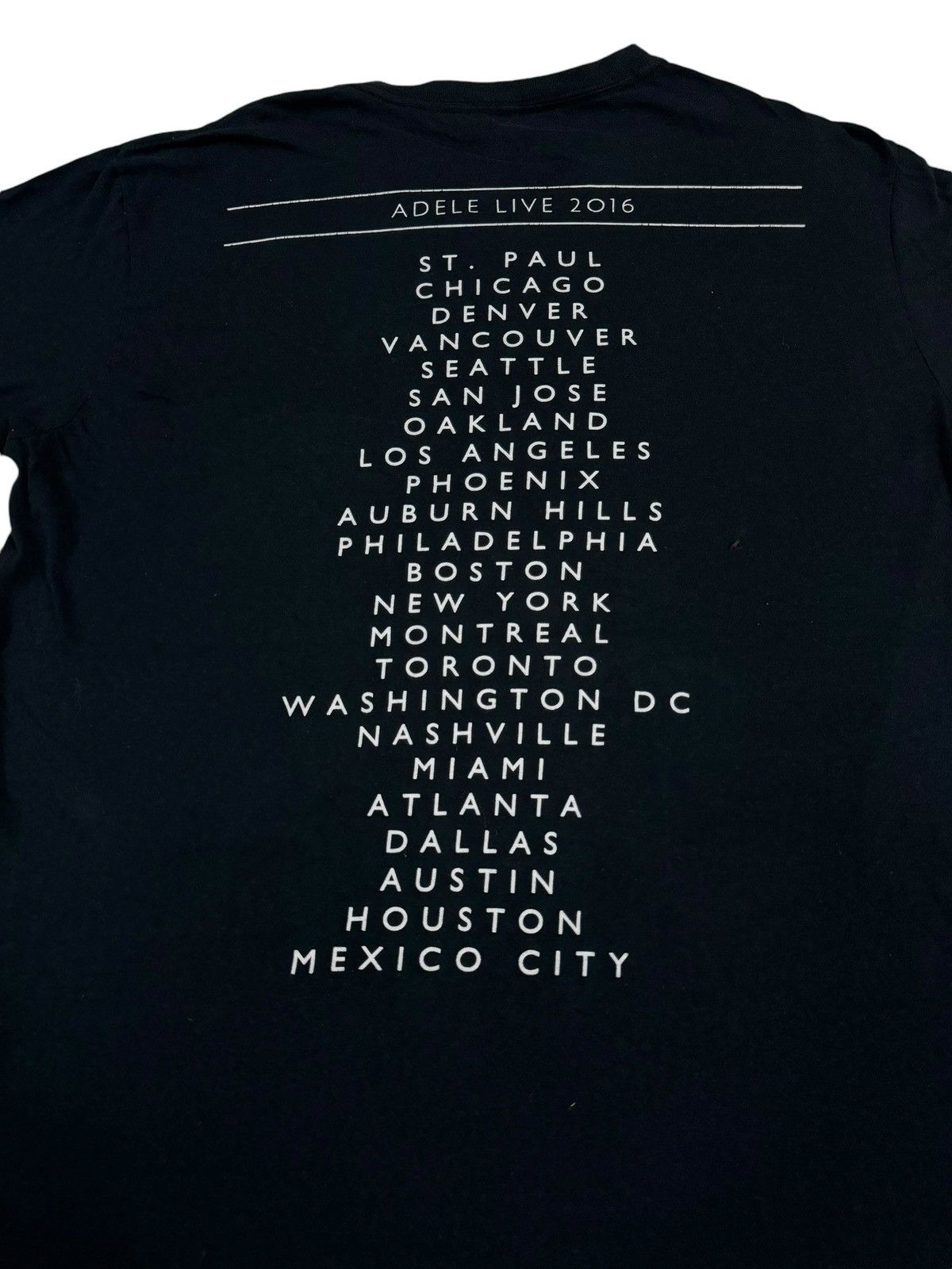 Band Tees ADELE Live 2016 Tour Shirts Size US L / EU 52-54 / 3 - 5 Thumbnail