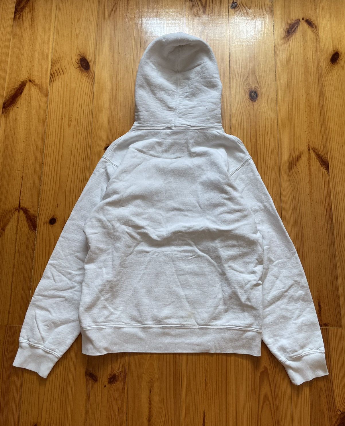 Supreme Supreme ‘The Land Of Fuck’ Logo White Hoodie Size US M / EU 48-50 / 2 - 19 Thumbnail