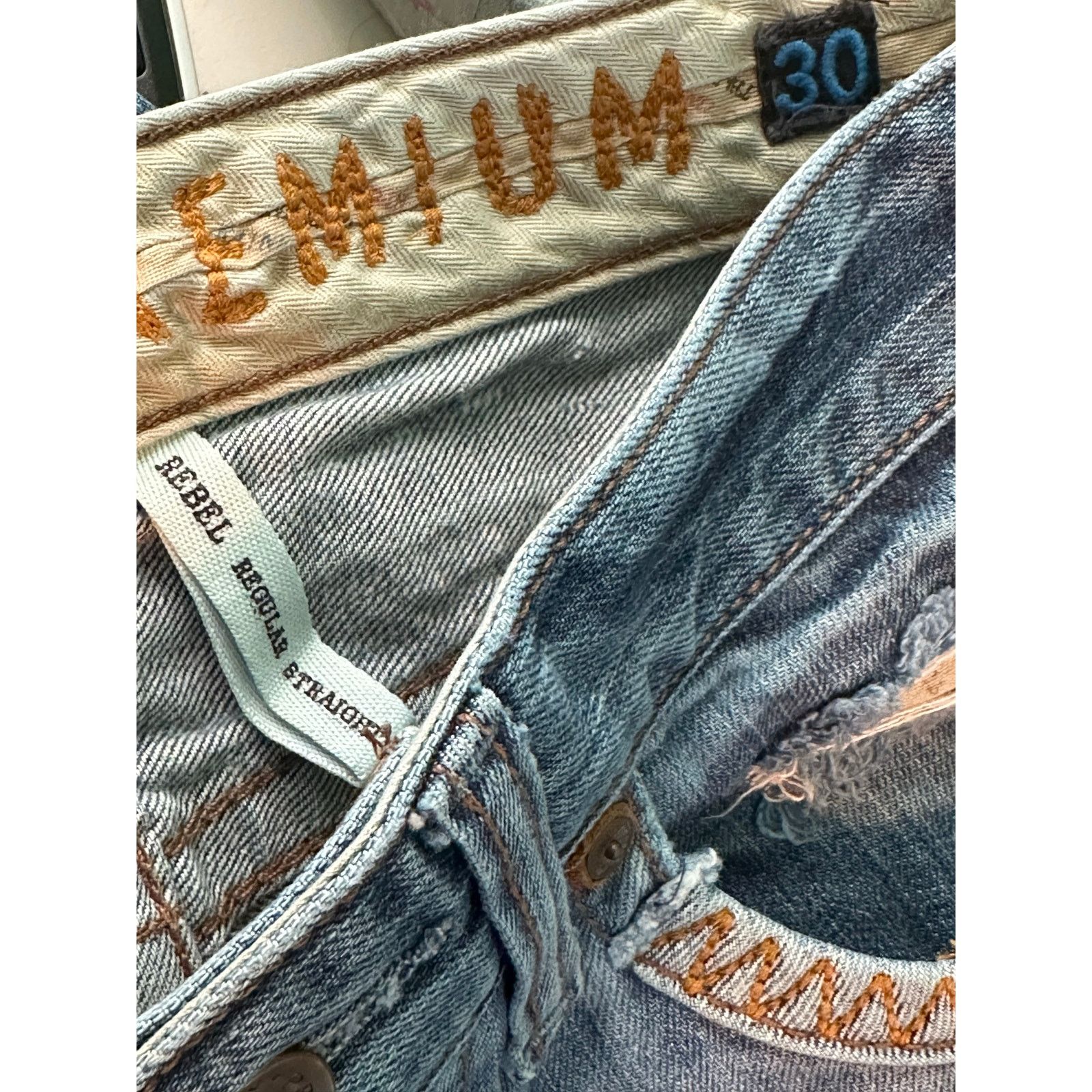 Guess GUESS Rebel Regular Studded Distressed Jeans size 30 Size US 30 / EU 46 - 4 Thumbnail