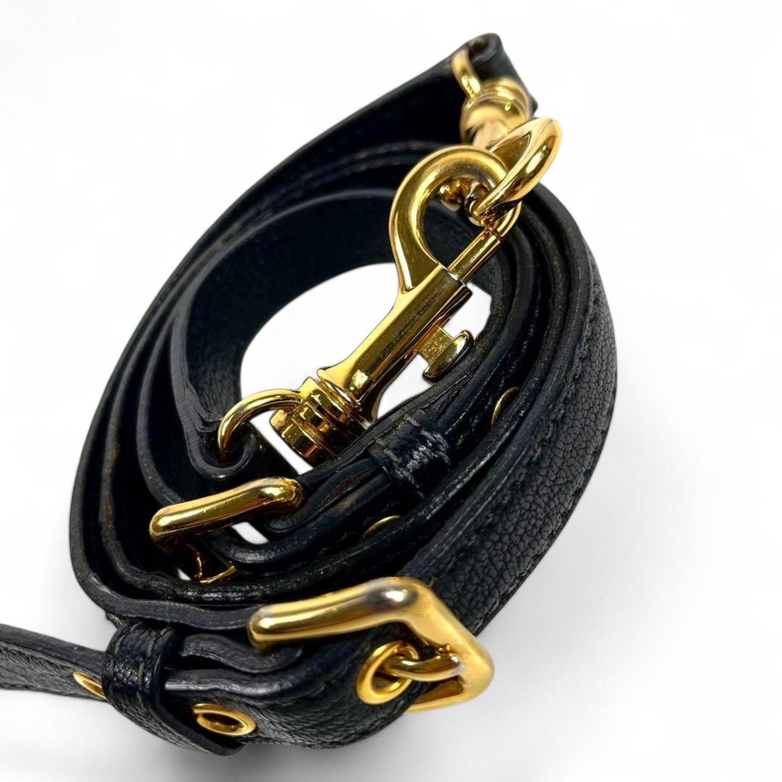 Miu Miu Miu Miu - Black Leather Handbag Gold Hardware Size ONE SIZE - 5 Thumbnail