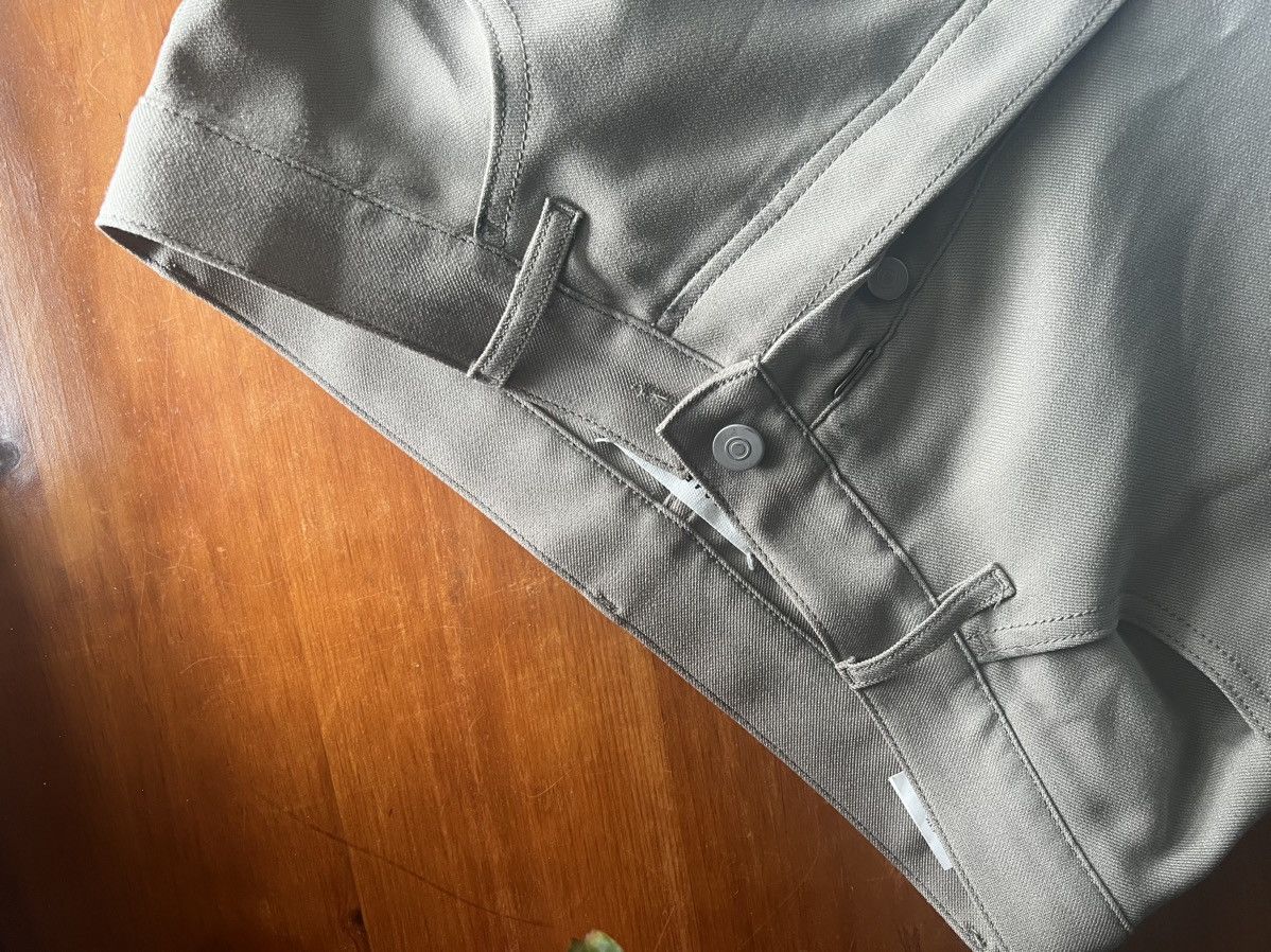 Maison Margiela Maison Margiela FW18 Runway Techno Gabardine Flared Trousers Size US 31 - 5 Thumbnail