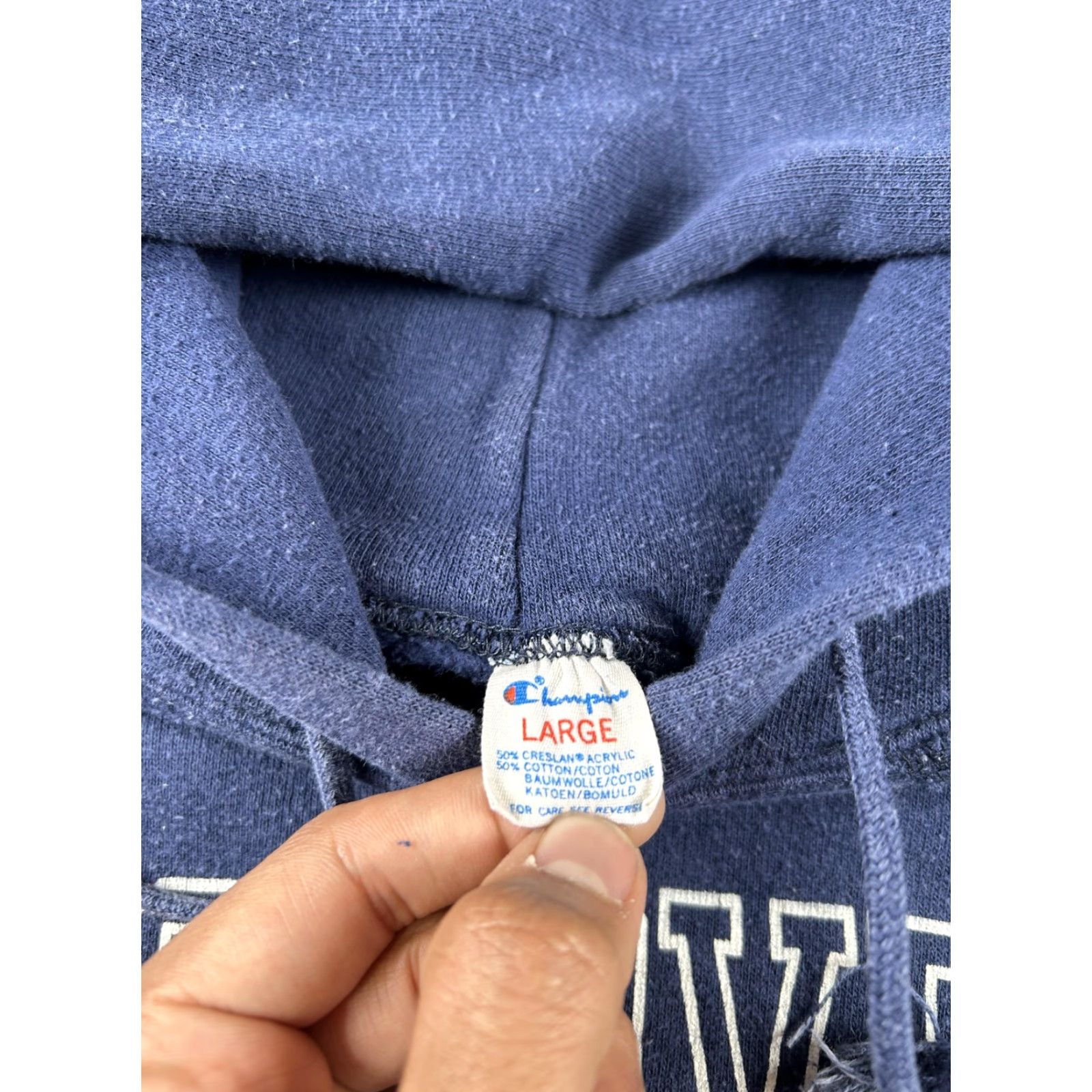 Champion VINTAGE Champion Hoodie Mens Small 80s Navy Eastover Fleece Sweatshirt USA Size US S / EU 44-46 / 1 - 3 Thumbnail