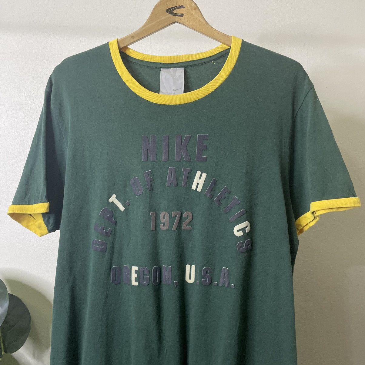 Nike × Vintage Vintage 2000s Nike Athletic Dept Oregon USA Ringer T Shirt Size US L / EU 52-54 / 3 - 2 Thumbnail