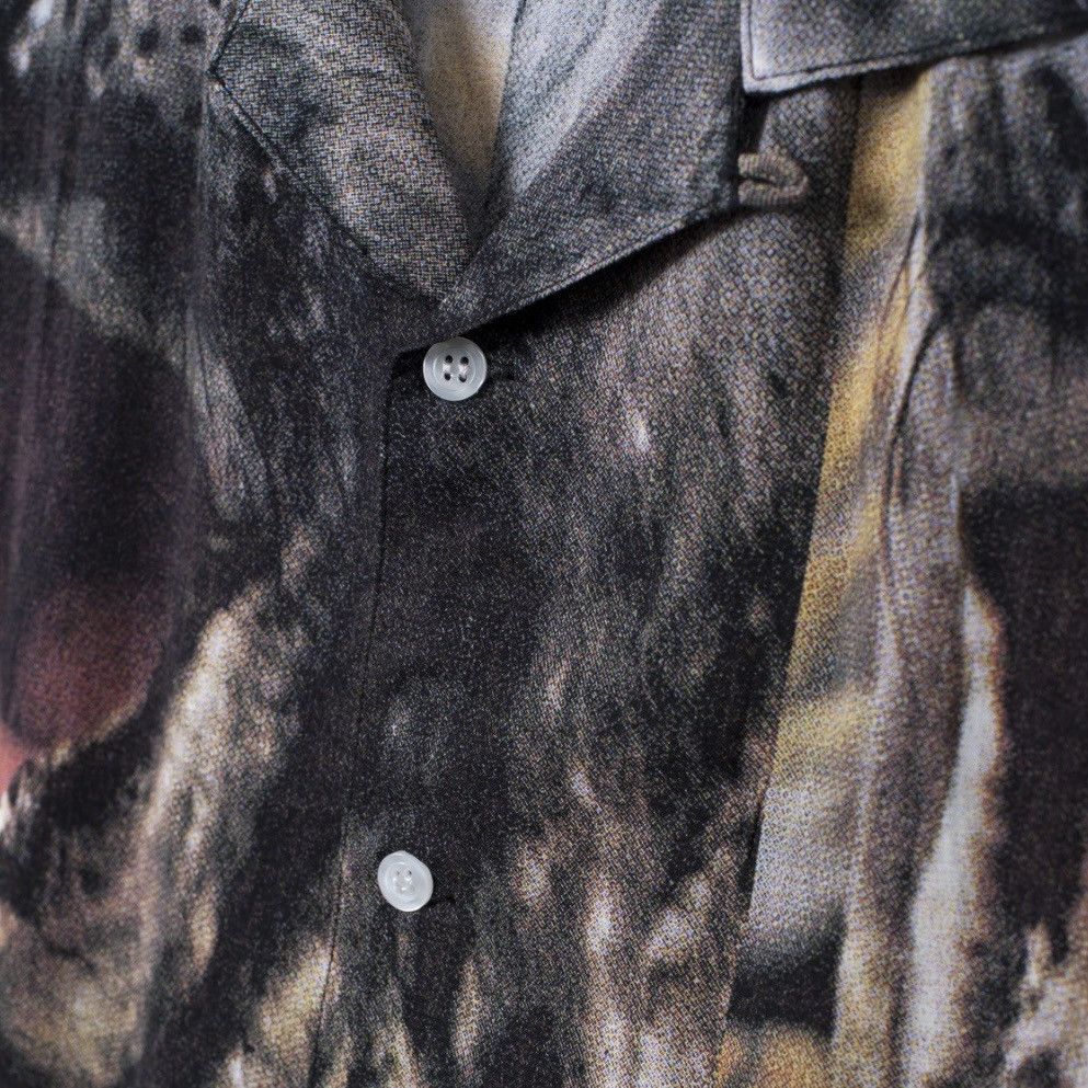 The Trilogy Tapes THE TRILOGY TAPES SEAL PRINT SHORTSLEEVE SHIRT Size US L / EU 52-54 / 3 - 3 Thumbnail