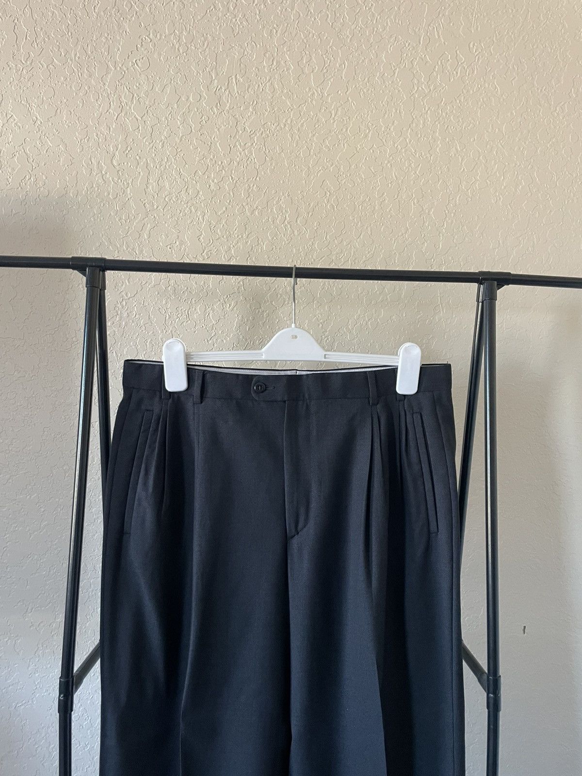 Jesse Model Wool pleated trousers