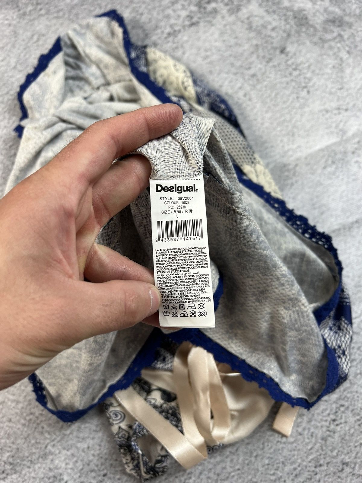 Desigual Desigual dress Size L / US 10 / IT 46 - 10 Thumbnail