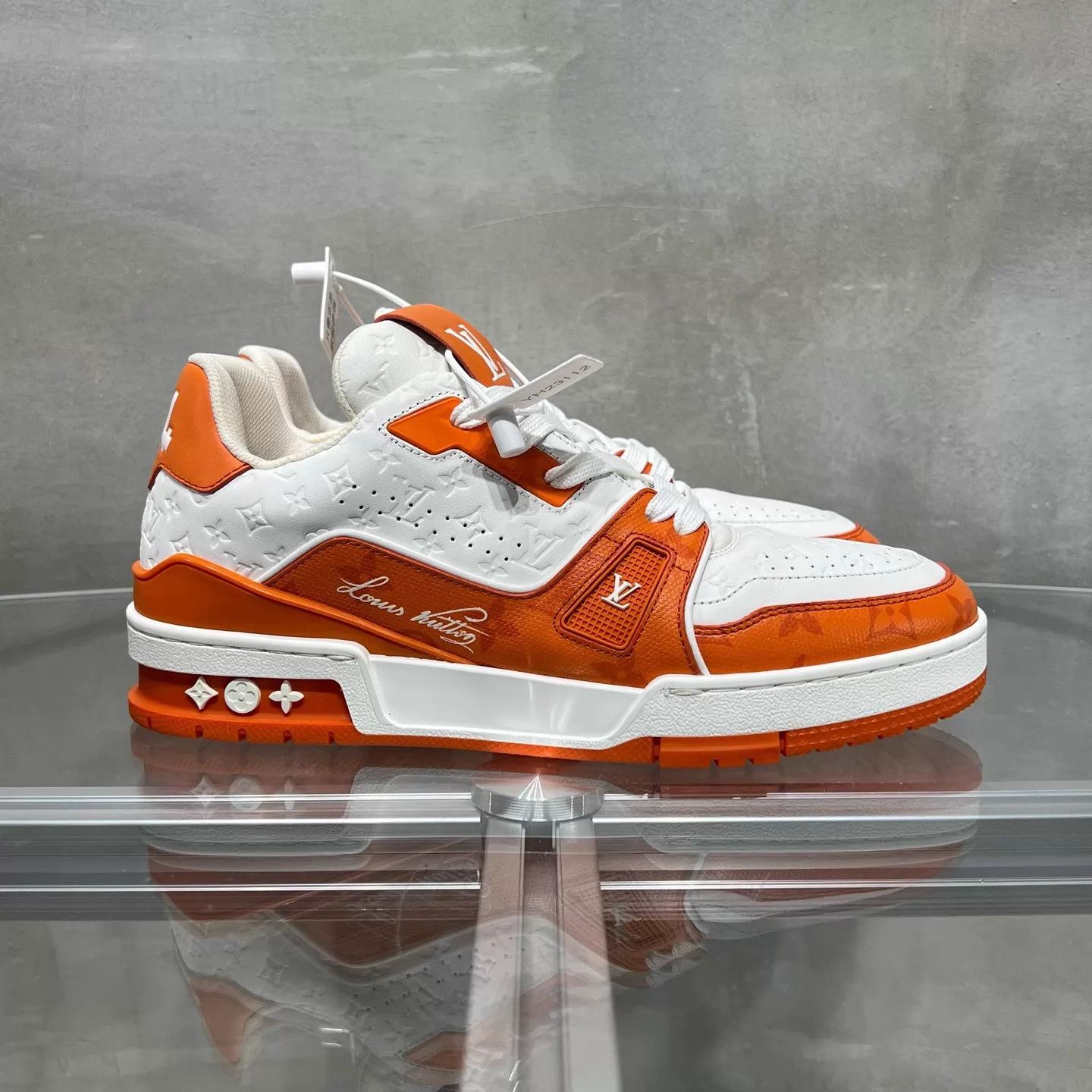 Louis Vuitton LV Trainer White Orange AOP UK5/39 Size US 6 / EU 39 - 4 Thumbnail