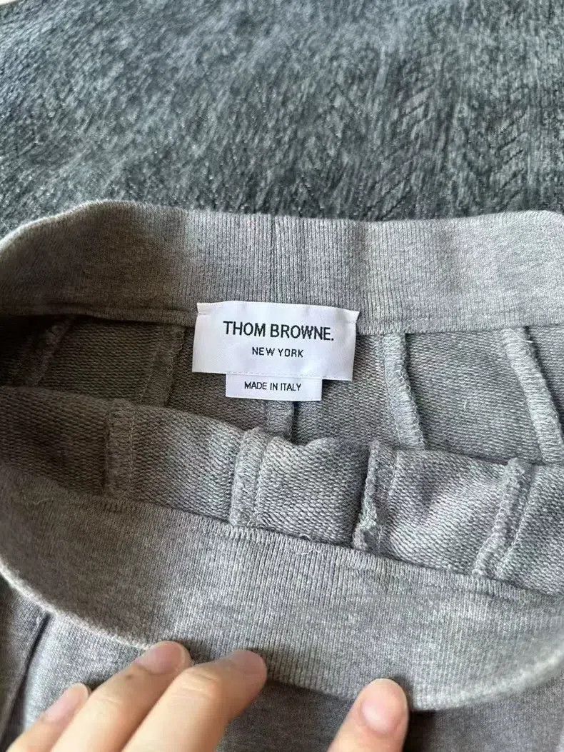 Thom Browne Thom Browne Gray Pleated Skirt Size 24" / US 00 / IT 34 - 3 Thumbnail
