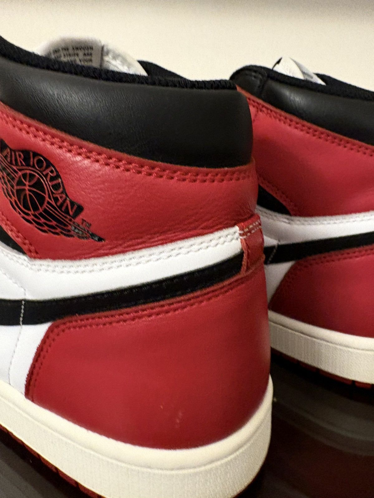 Jordan Brand Jordan 1 Retro High OG Black Toe 2016 Sz 10 Nike Air Size US 10 / EU 43 - 11 Thumbnail