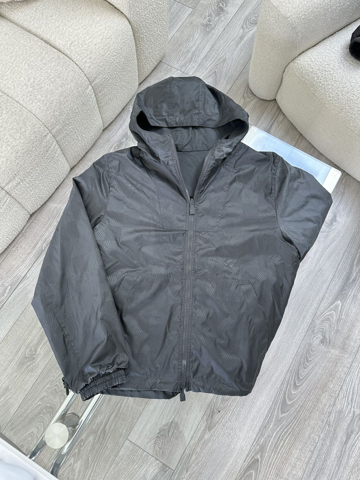 Louis Vuitton Louis Vuitton Monogram Reversible Windbreaker Brand New 48 Size US M / EU 48-50 / 2 - 2 Thumbnail