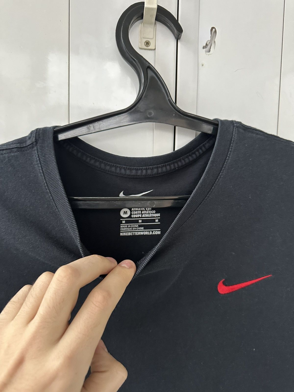 Nike Vintage Nike T-shirt Red Swoosh Logo Size US M / EU 48-50 / 2 - 8 Thumbnail