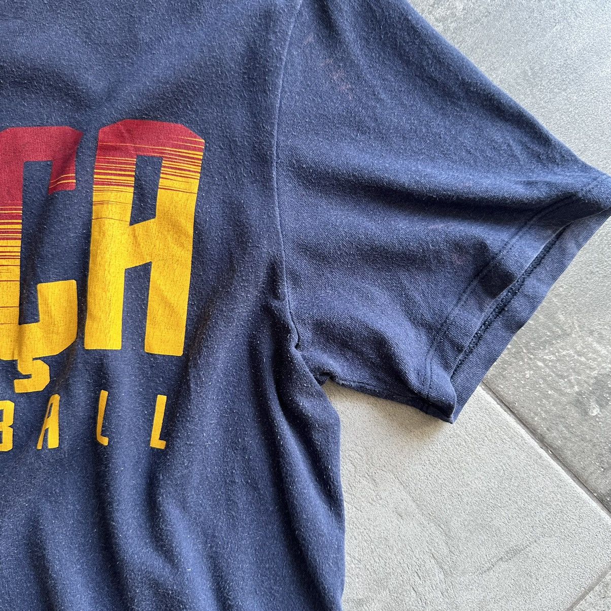 Nike × Vintage Vintage Nike Barca Basketball T-shirts Big Logo Distressed Size US S / EU 44-46 / 1 - 6 Thumbnail