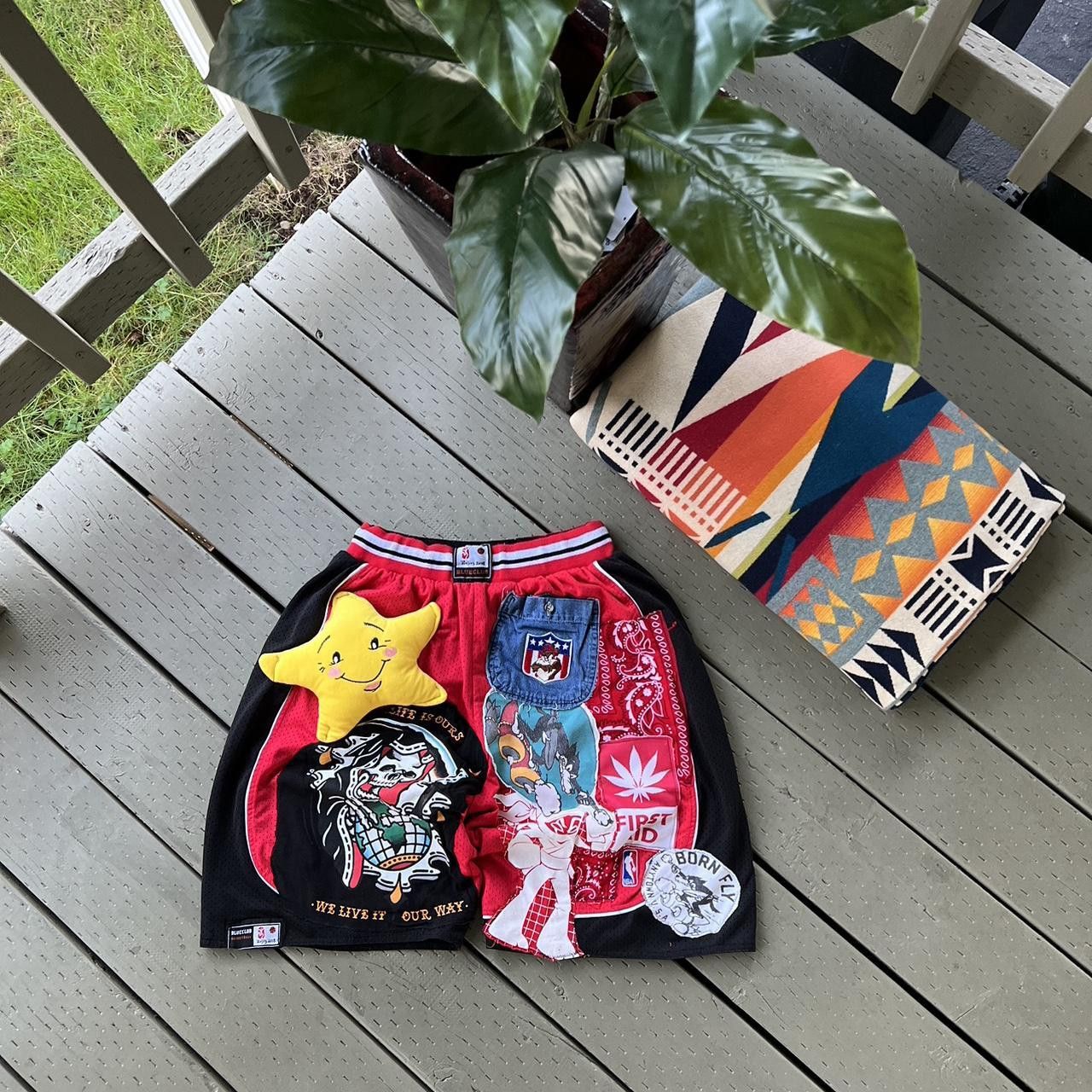 NBA × Vintage shorts Size US 26 / EU 42 - 2 Thumbnail