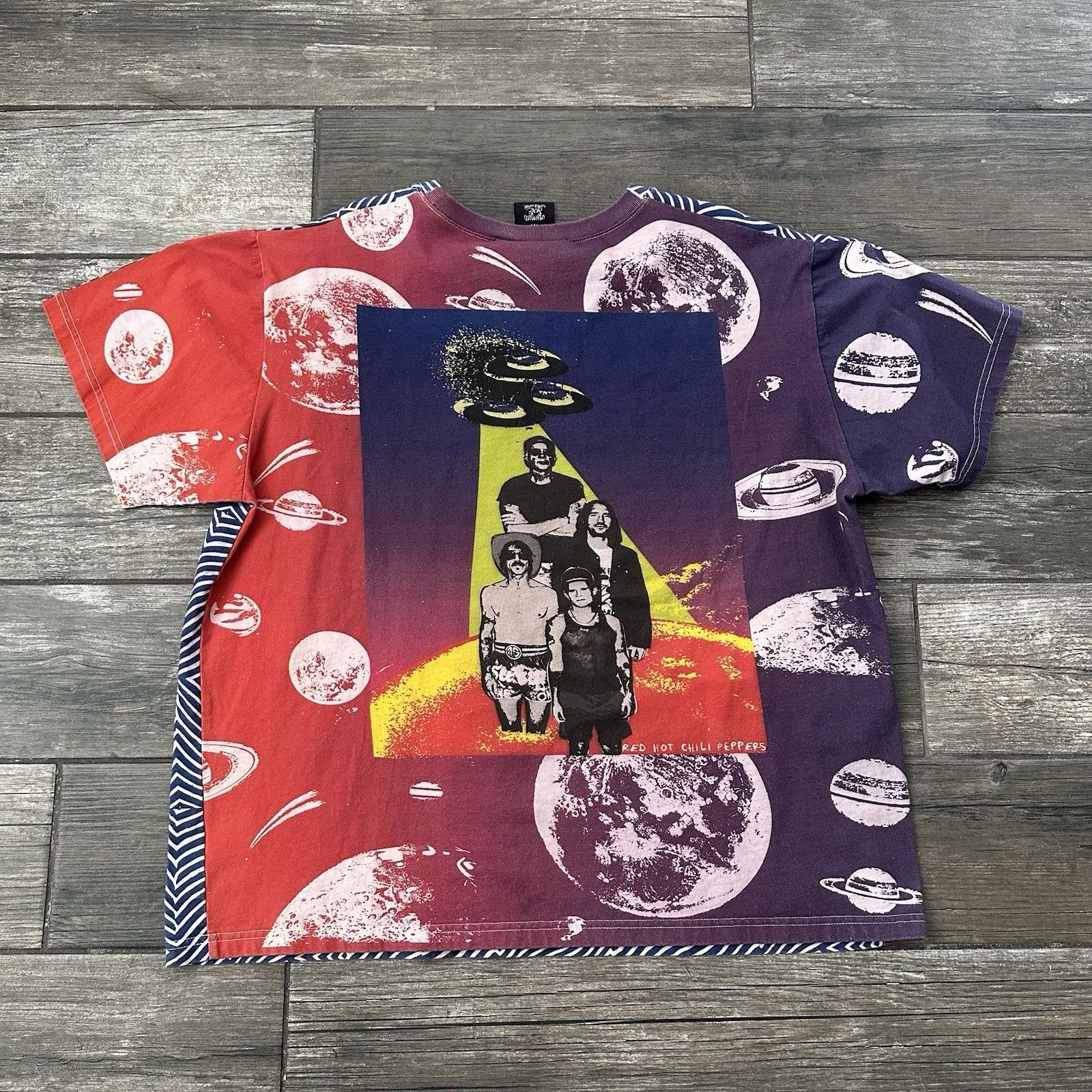 Band Tees RED HOT CHILI PEPPERS UNLIMITED LOVE WORL TOUR AOP T-SHIRT 2 Size US XXL / EU 58 / 5 - 2 Thumbnail