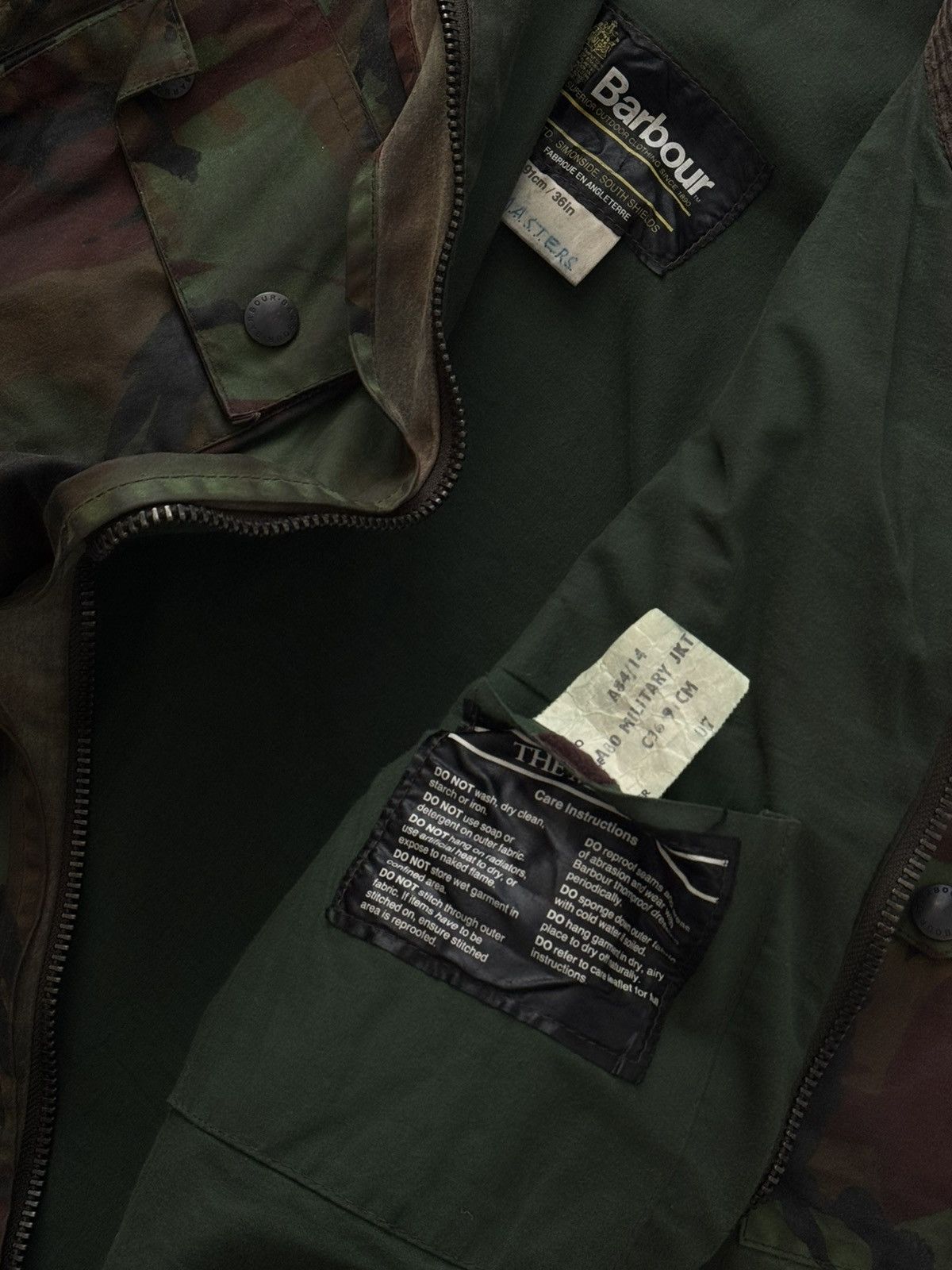 Barbour 1980s Vintage Barbour DPM Camo 'A80 Military' Wax Jacket Size US M / EU 48-50 / 2 - 8 Thumbnail