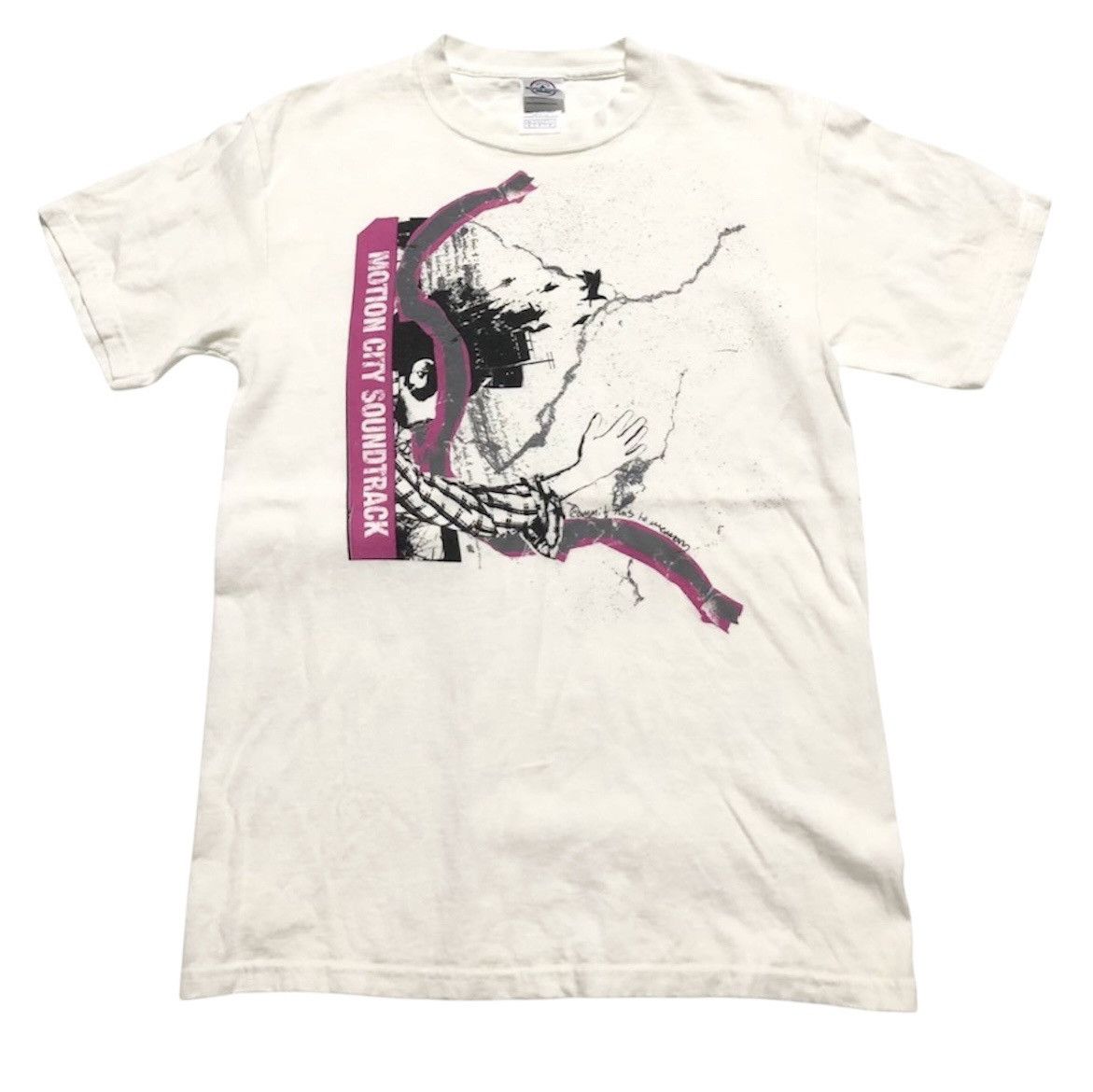 Band Tees × Vintage Vintage Motion City Soundtrack Band t shirt RARE‼️ Size US S / EU 44-46 / 1 - 1 Thumbnail