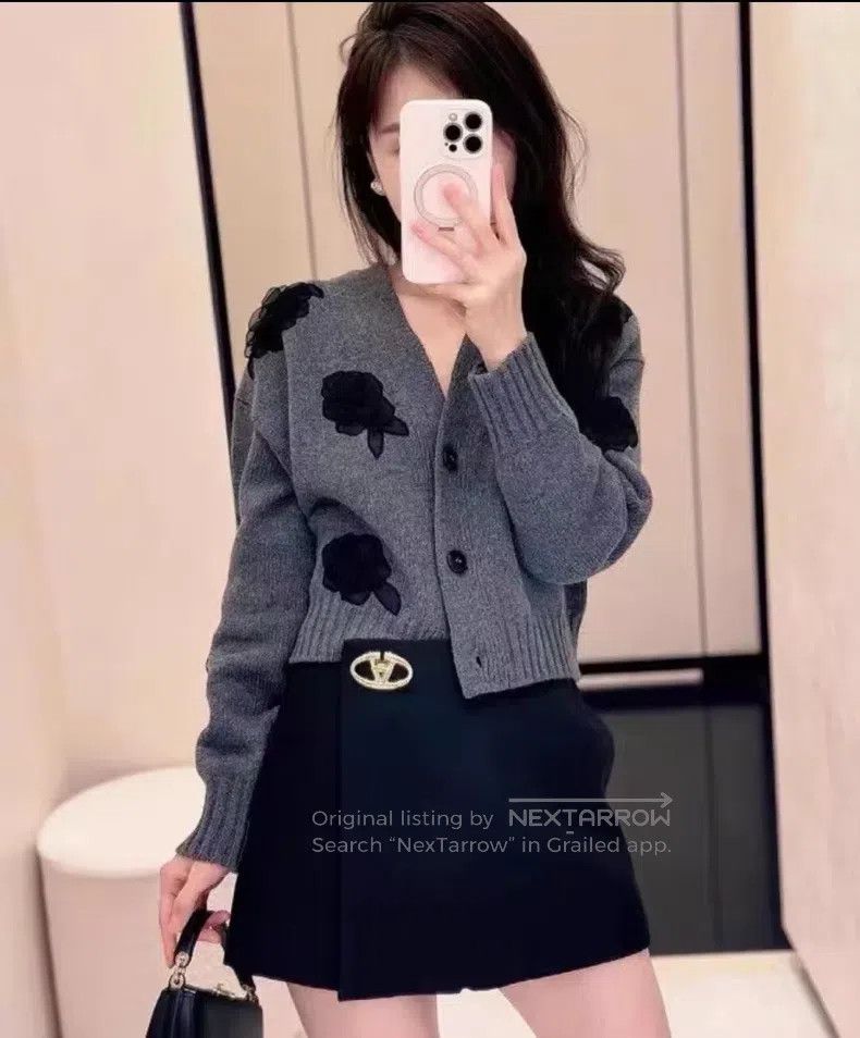 Valentino Valentino Top Size S / US 4 / IT 40 - 2 Thumbnail