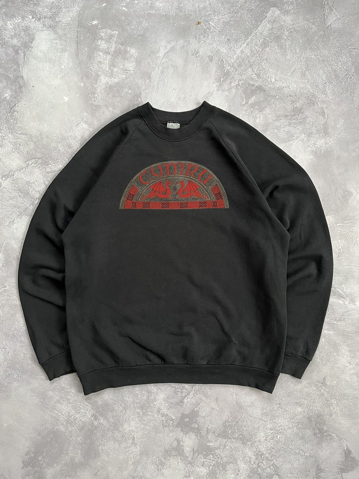 Vintage Vintage Wales Cymru Screen Stars Sweatshirt Black DISTRESSED Size US L / EU 52-54 / 3 - 1 Thumbnail