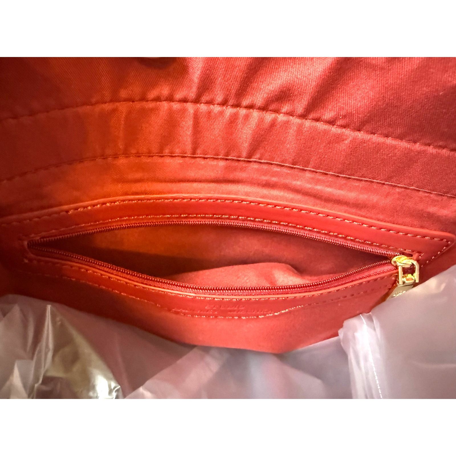 Badgley Mischka BADGLEY MISCHKA Brick RED Diamond Quilted Tote w/ Front Lock Size ONE SIZE - 8 Thumbnail