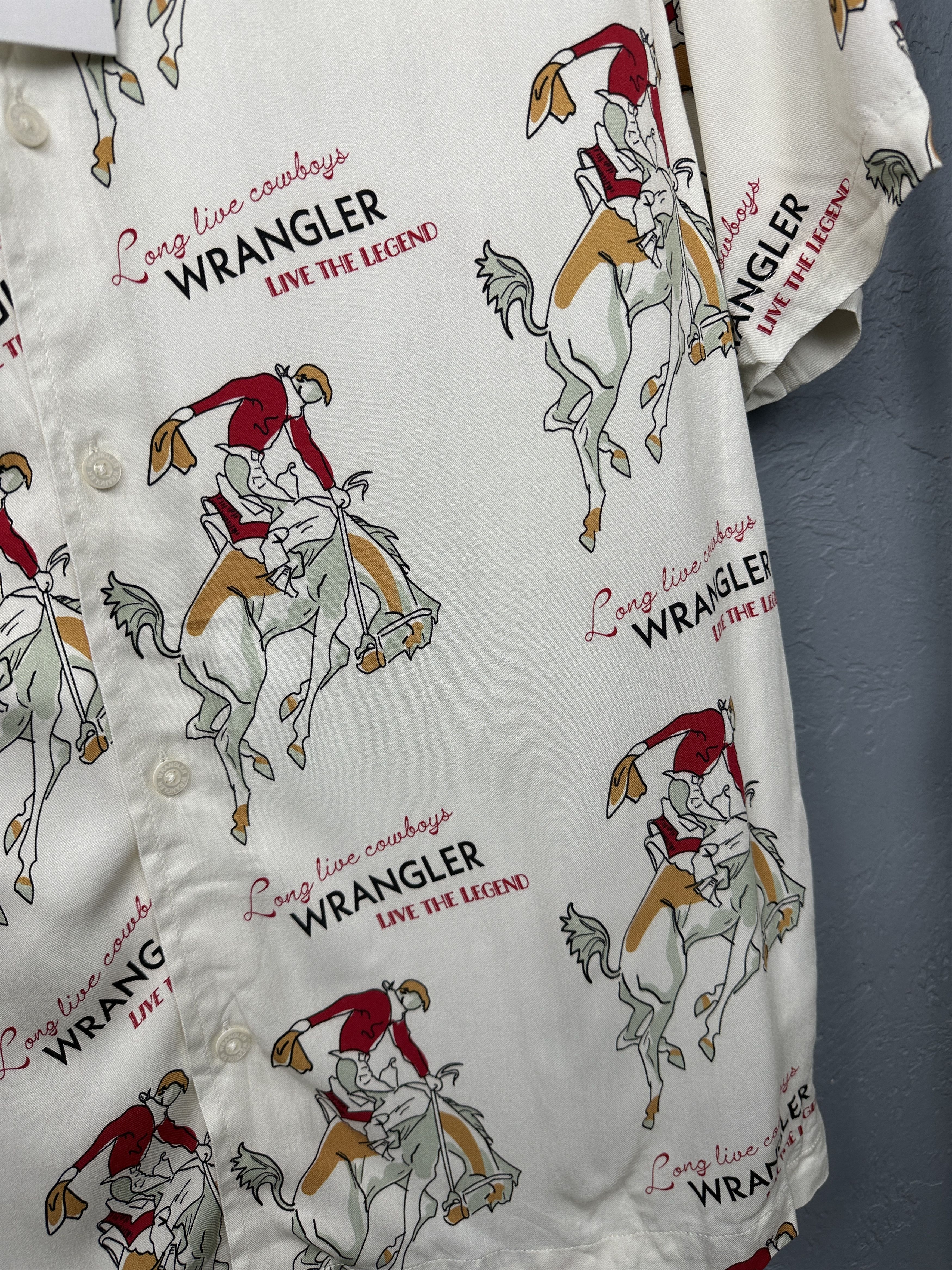 Wrangler NEW!! Wrangler Mens Hawaiian Resort Shirt Size US M / EU 48-50 / 2 - 3 Thumbnail