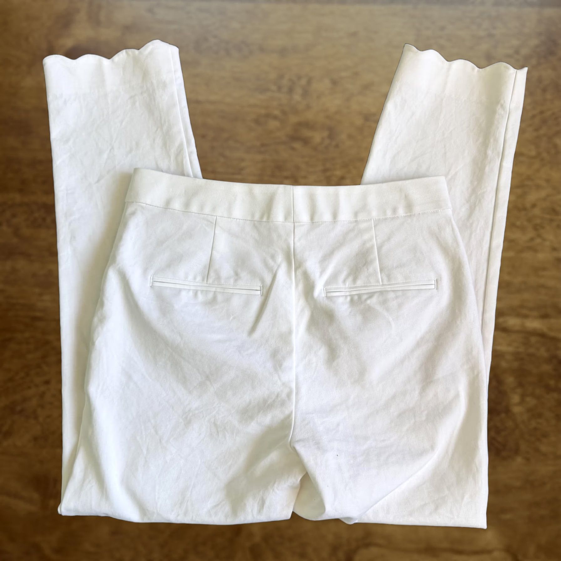 Ann Taylor Ann Taylor Pants Womens 0 White Twill Ankle Straight Slim Scallop Hem Career Size 25" / US 0 / IT 36 - 1 Thumbnail