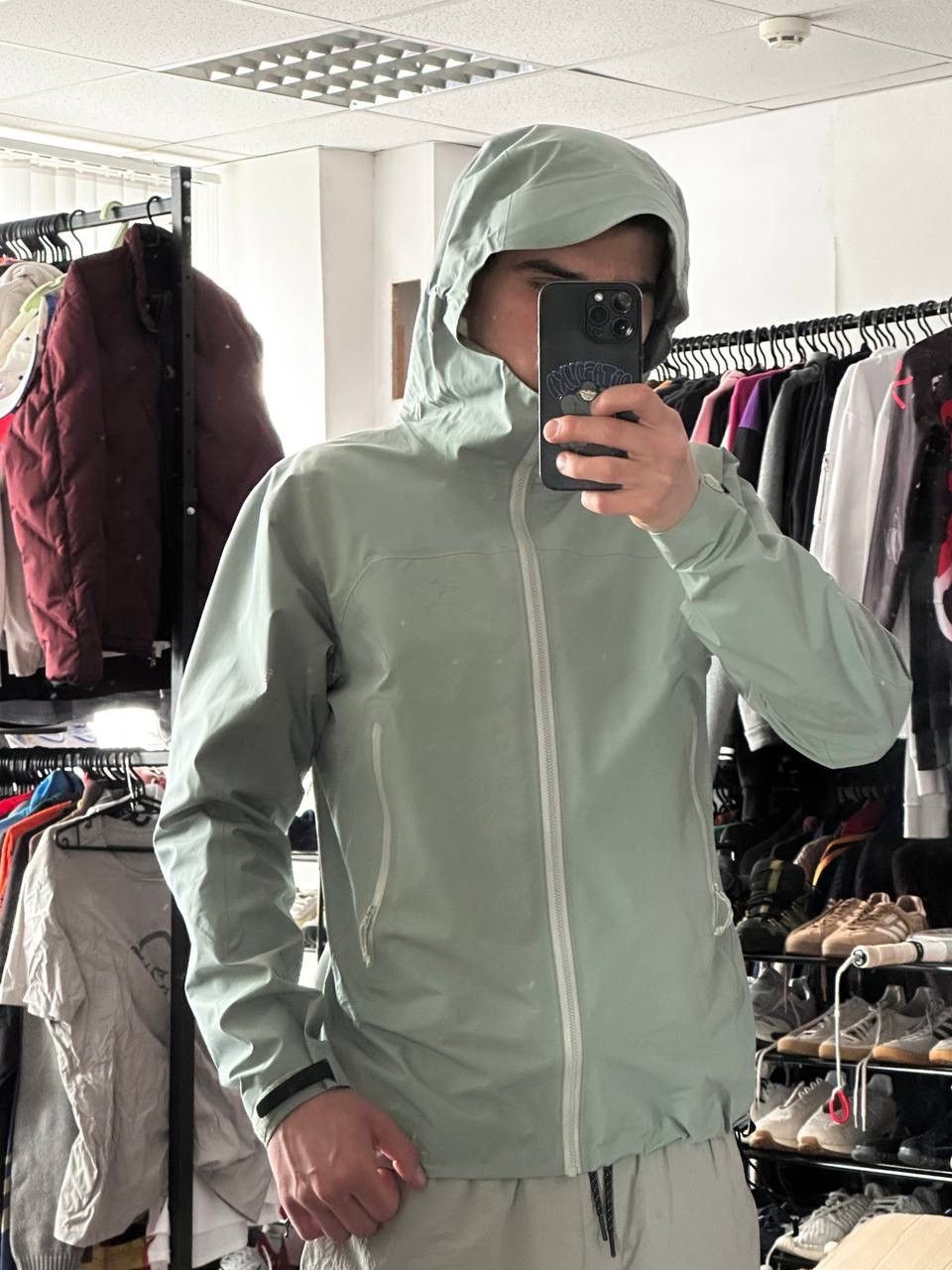 Arc'teryx Arc’teryx Zeta LT Gore-Tex Jacket Women’s L Shell Green Rare Size L / US 10 / IT 46 - 24 Thumbnail