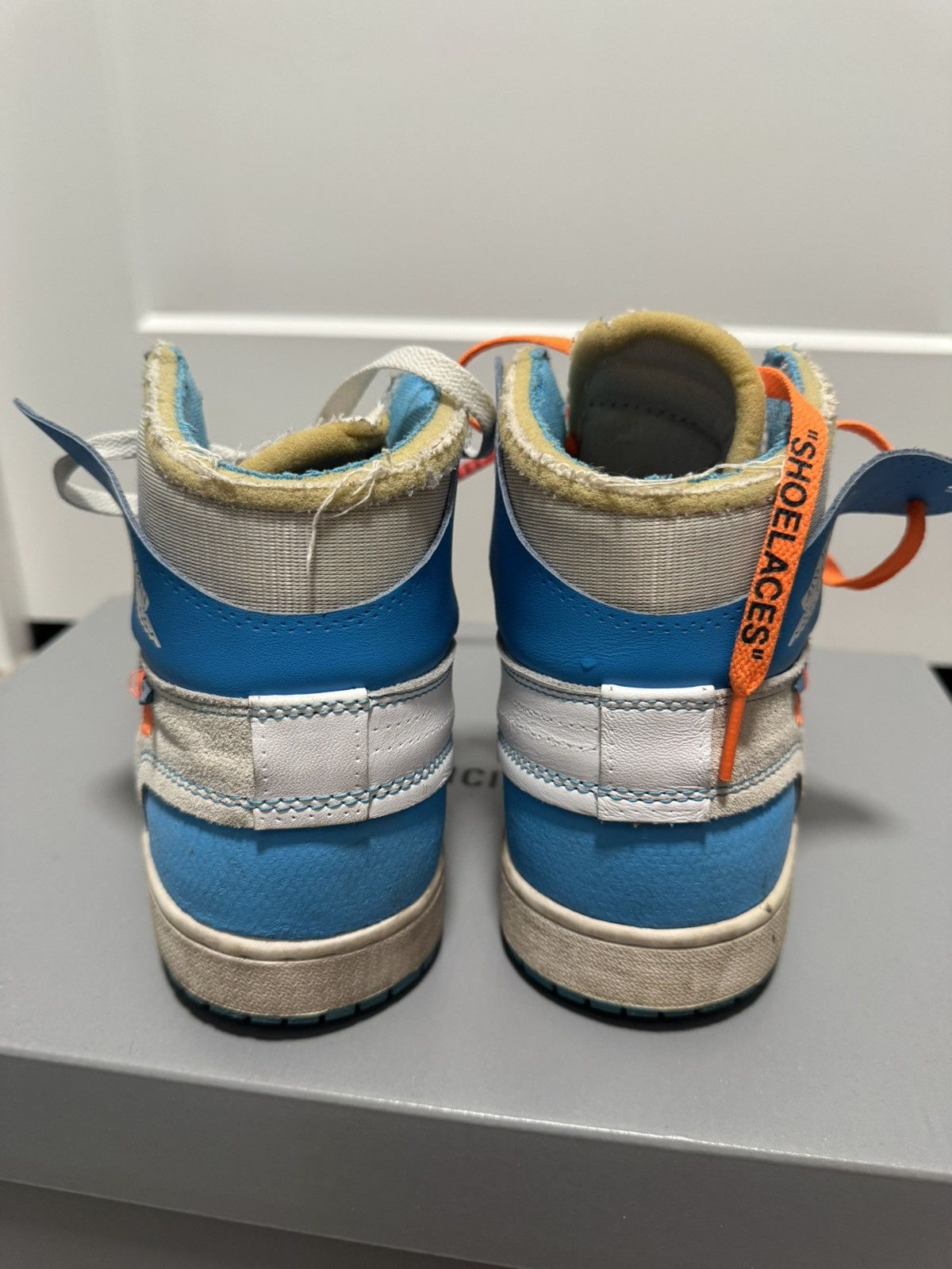 Nike × Off-White Air Jordan 1 Retro High OG 'UNC' Off White Size US 10 / EU 43 - 7 Thumbnail