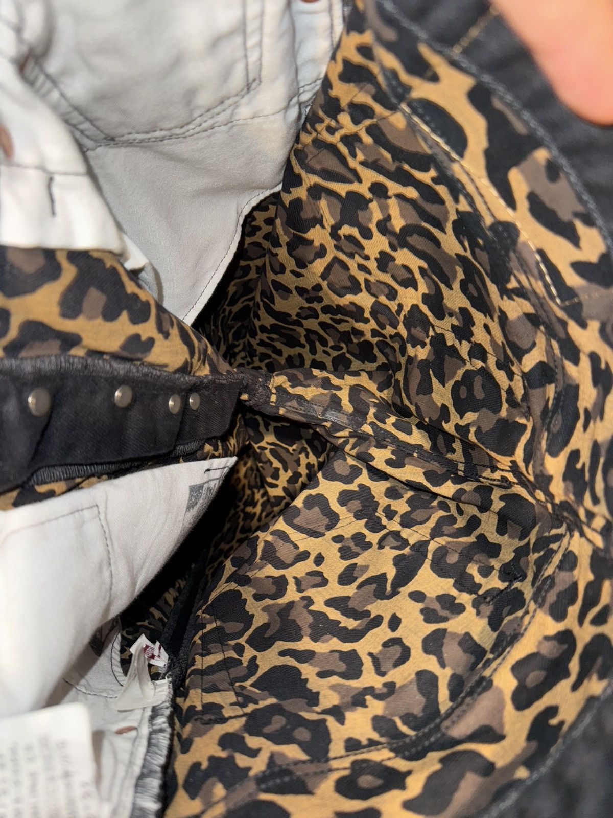 Levi's Levi’s 501 Sample Jeans – Rare Cheetah Print “Not For Sale” Size US 32 / EU 48 - 3 Thumbnail