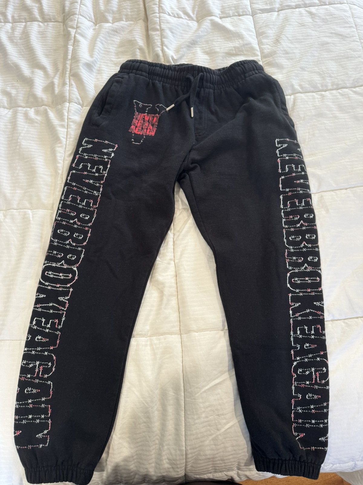 Vlone NBA Youngboy x Vlone Sweatpants Size US 30 / EU 46 - 1 Thumbnail