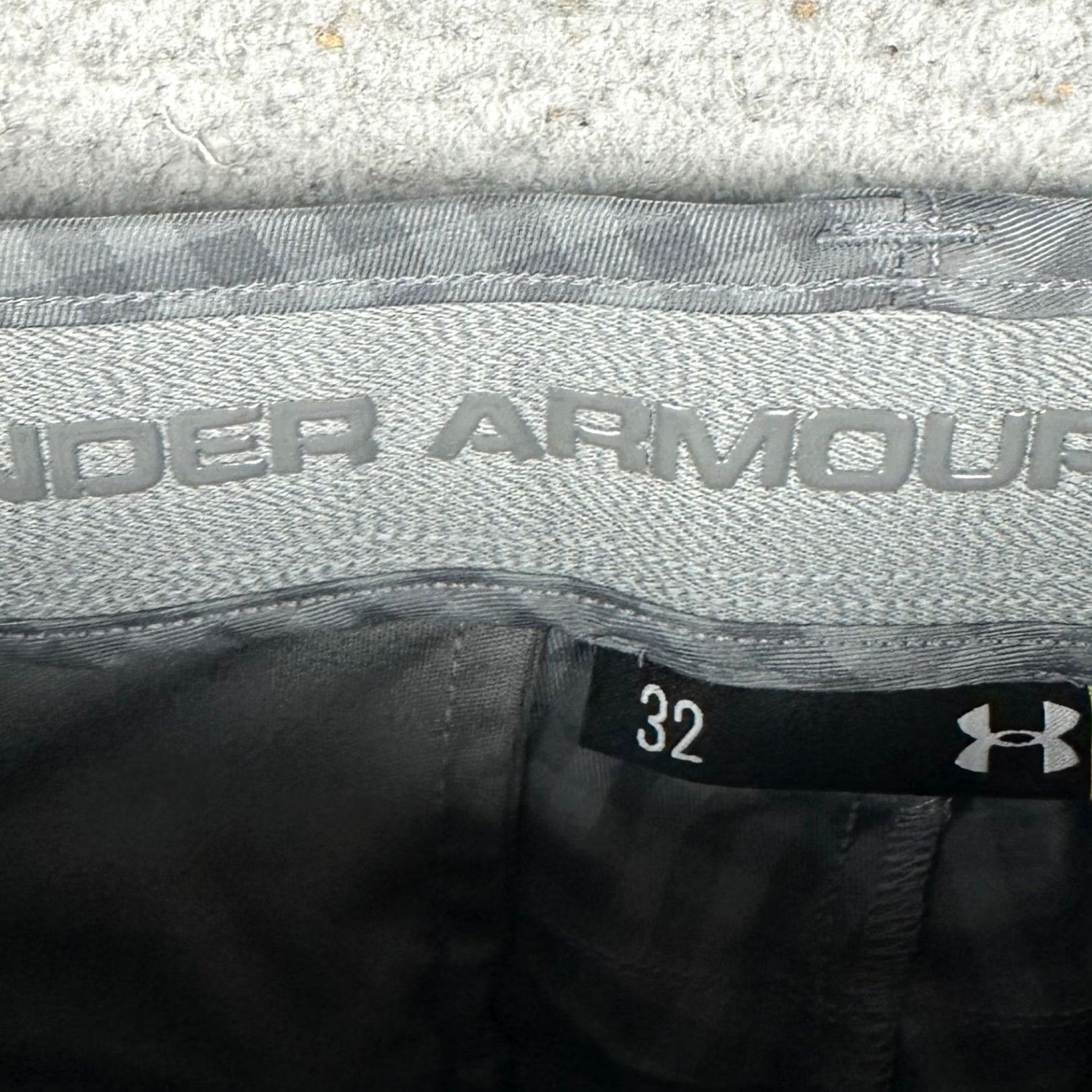 Under Armour Under Armour Shorts Mens 32 Gray Gingham Plaid Golf Performance Flat Front Size US 32 / EU 48 - 3 Thumbnail