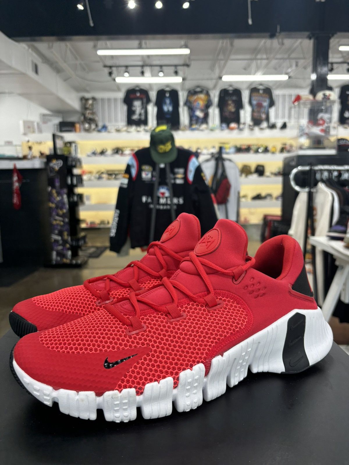 Nike Nike Free Metcon 4 Light Crimson Sz. 14 Size US 14 / EU 47 - 1 Thumbnail