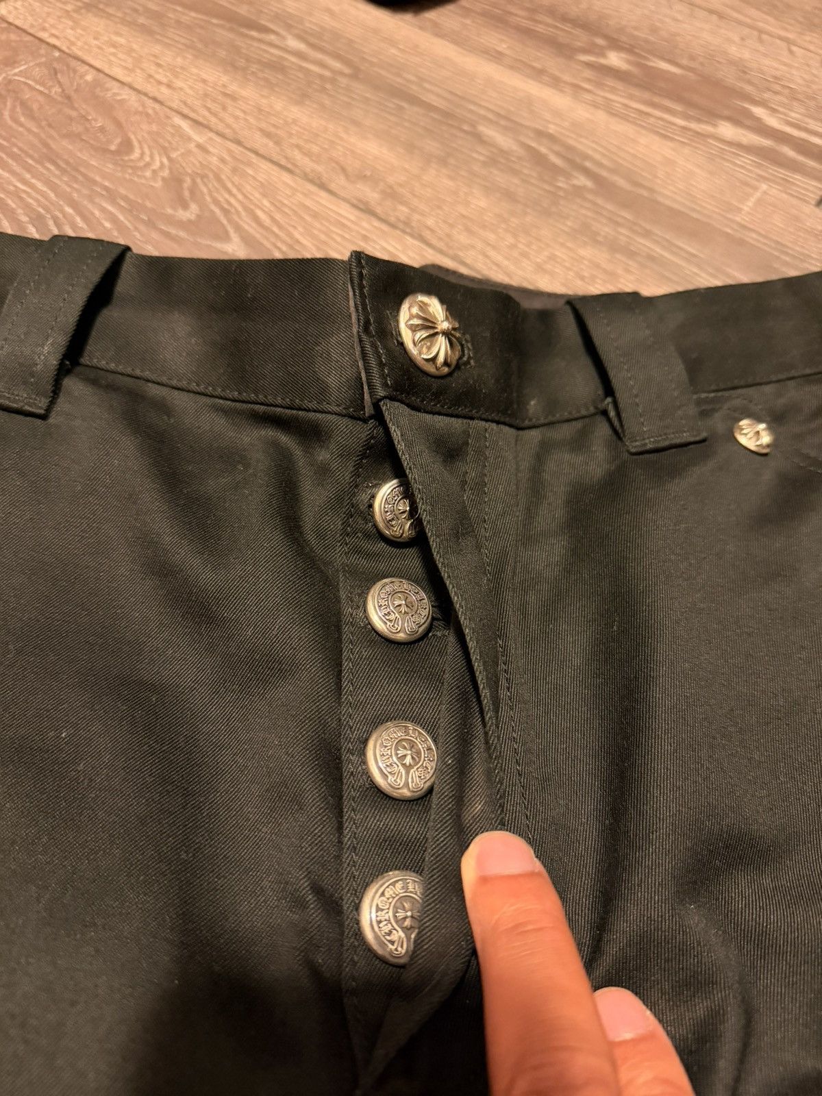 Chrome Hearts Chrome hearts carpenter shorts Size US 32 / EU 48 - 4 Thumbnail
