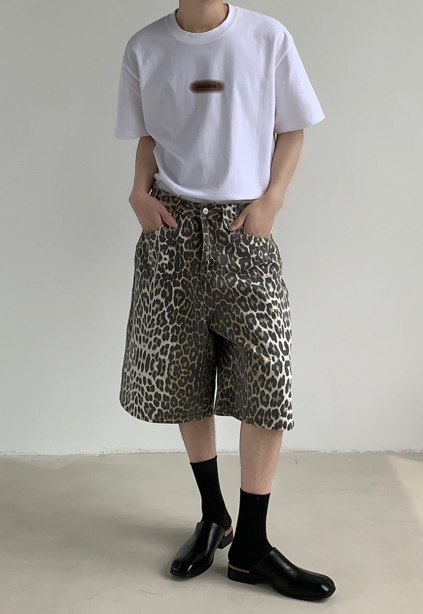 Other Men’s Camouflage leopard print denim shorts Size US 30 / EU 46 - 5 Thumbnail