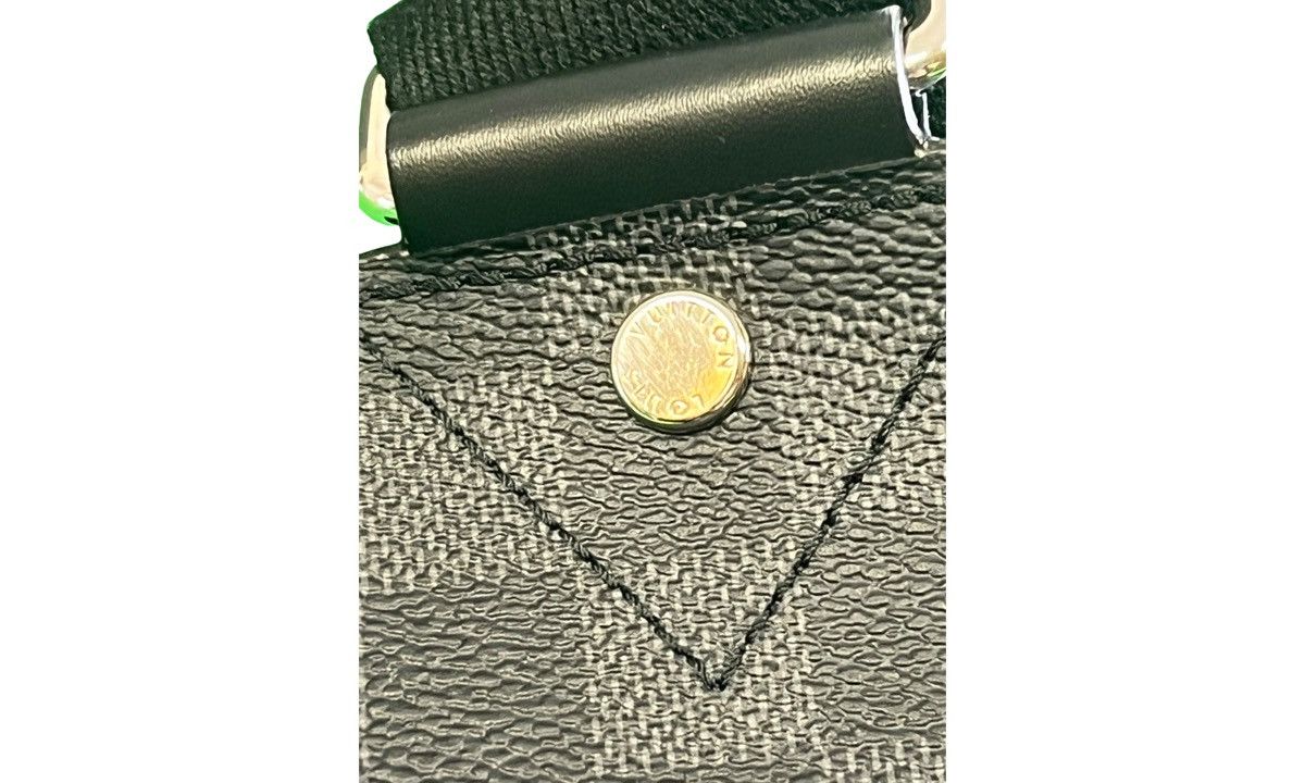 Louis Vuitton Louis Vuitton Avenue Sling Bag Damier Graphite (PreOwned) Size ONE SIZE - 4 Thumbnail