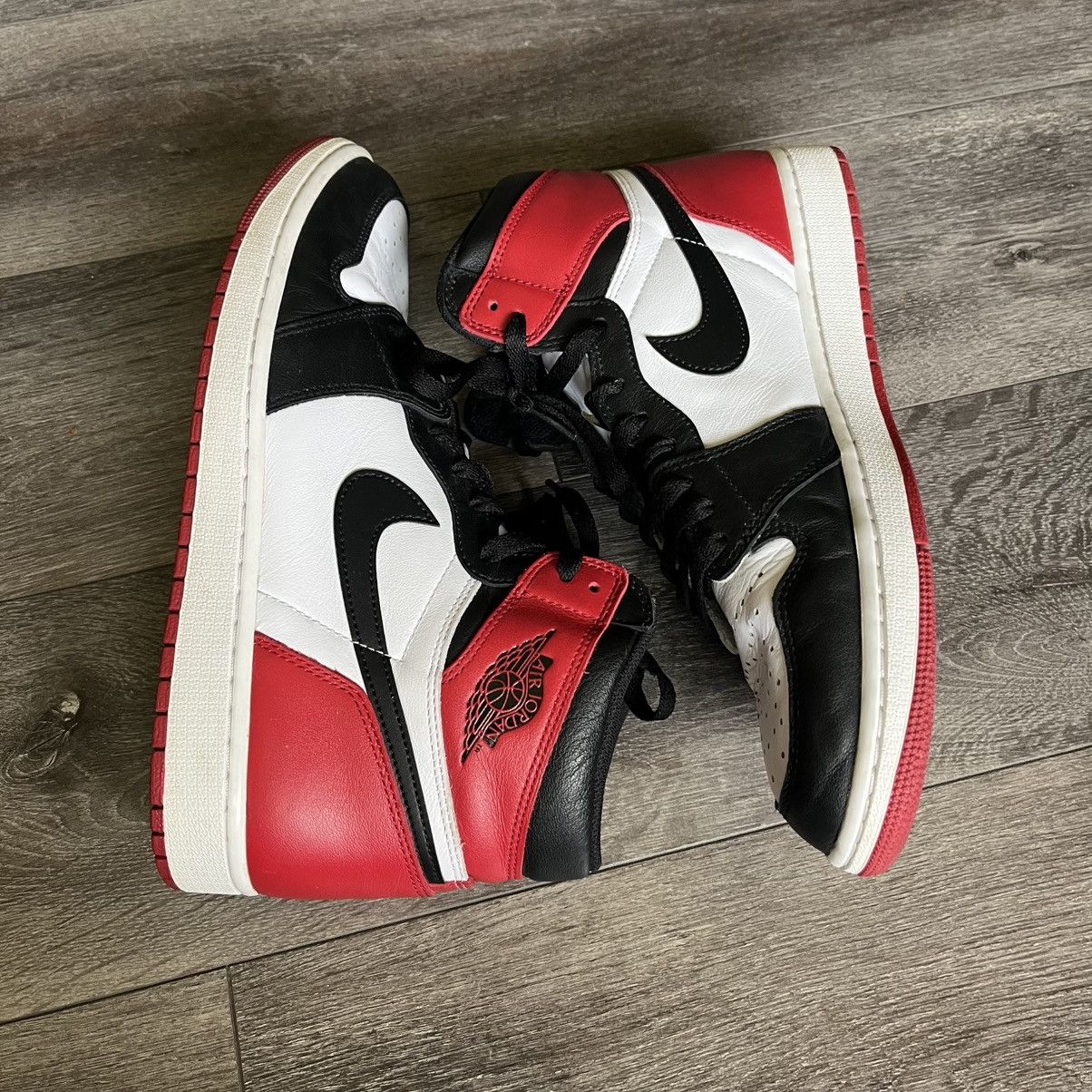 Jordan Brand Air Jordan 1 Retro High Black Toe 2016 Men’s Shoes Size 12 Size US 12 / EU 45 - 3 Thumbnail