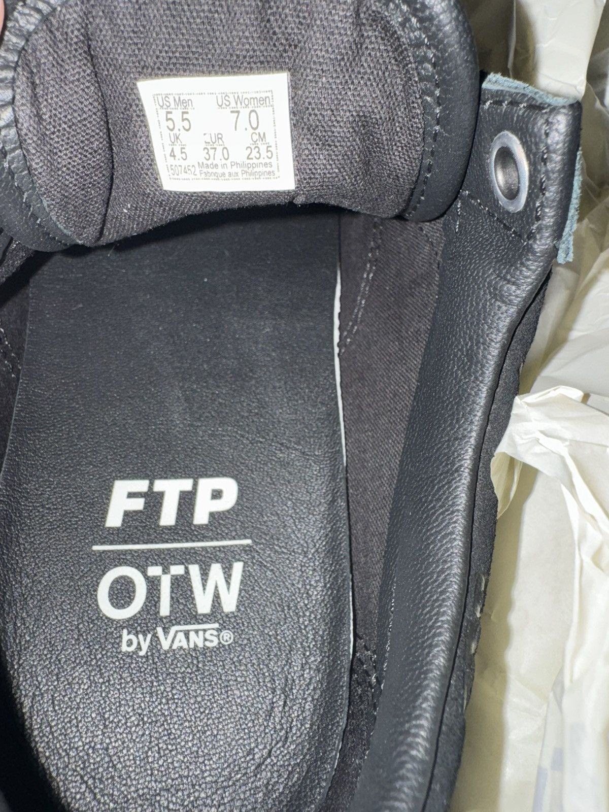 Other FTP + OTW BY VANS OLD SKOOL 36 Size US 5.5 / EU 38 - 12 Thumbnail