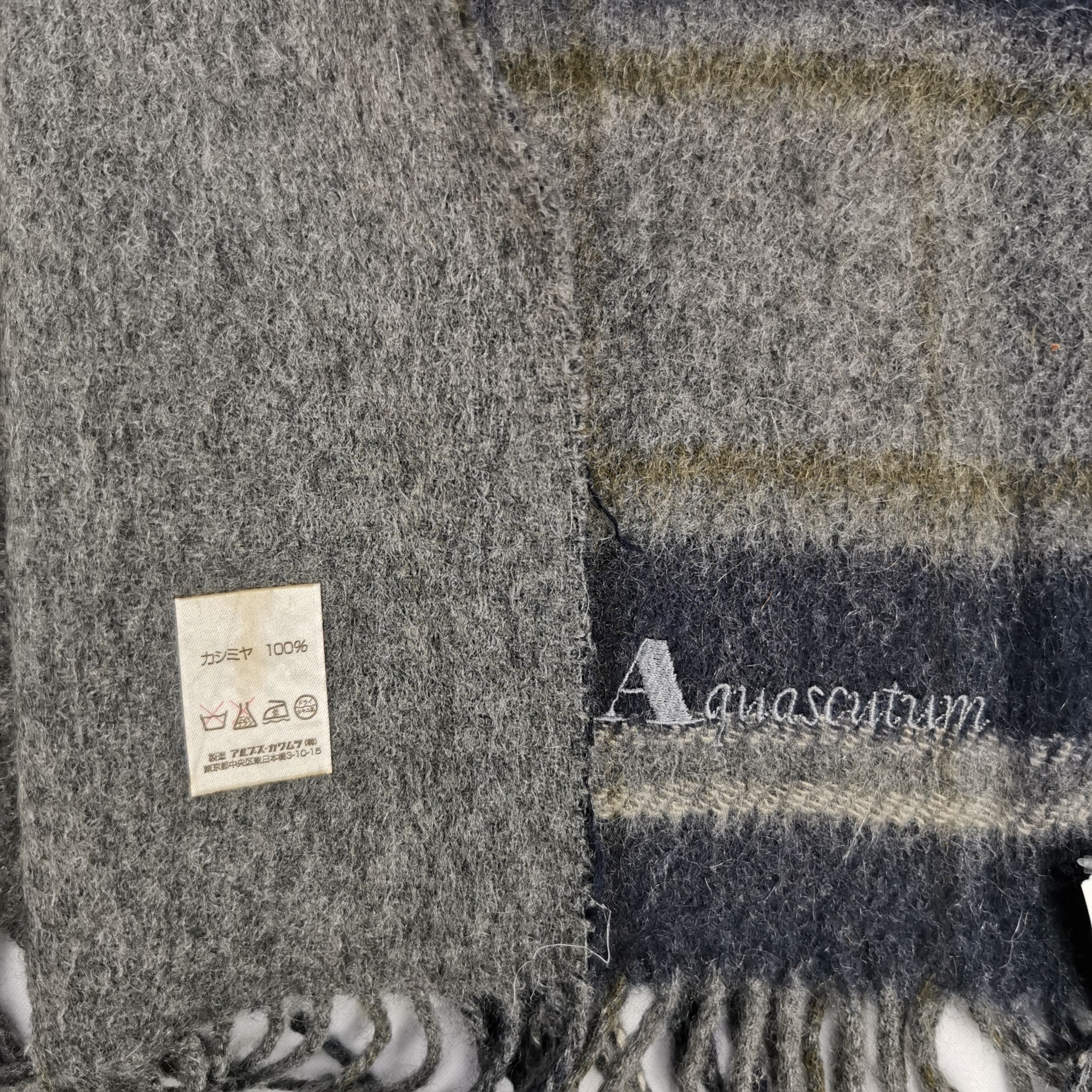 Aquascutum Vintage Aquascutum Scarf Tartan Muffler Fringe Scarves . Size ONE SIZE - 4 Thumbnail